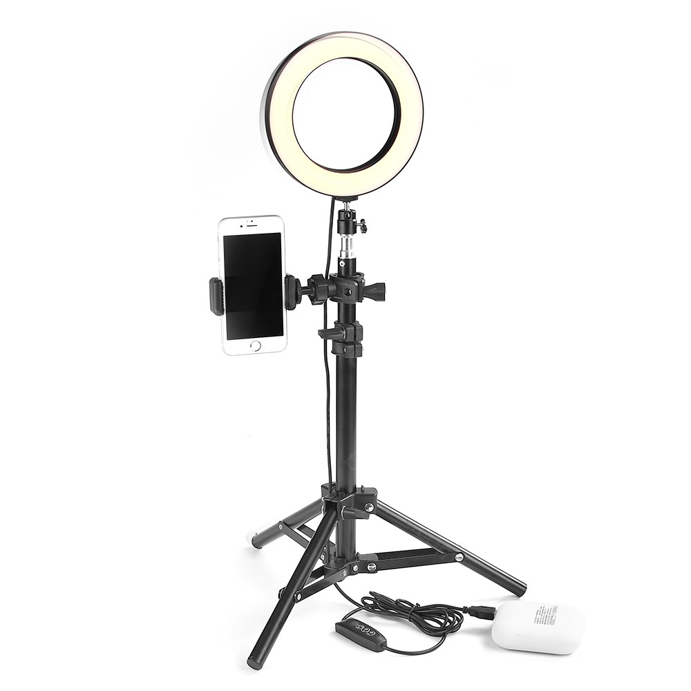 tripod-selfie-stick-with-studio-camera-light