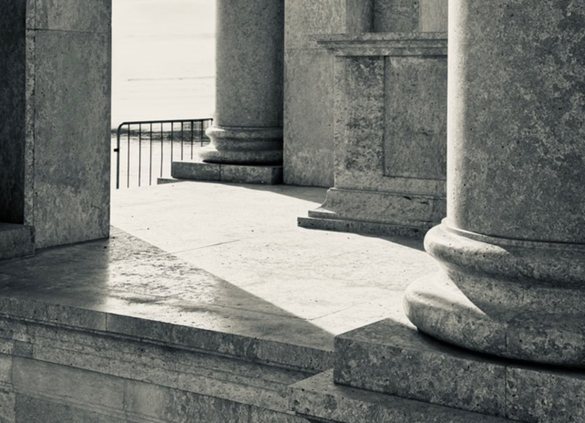 Featured image of 1 Kings Chapter 7 - Pillars of God’s Temple