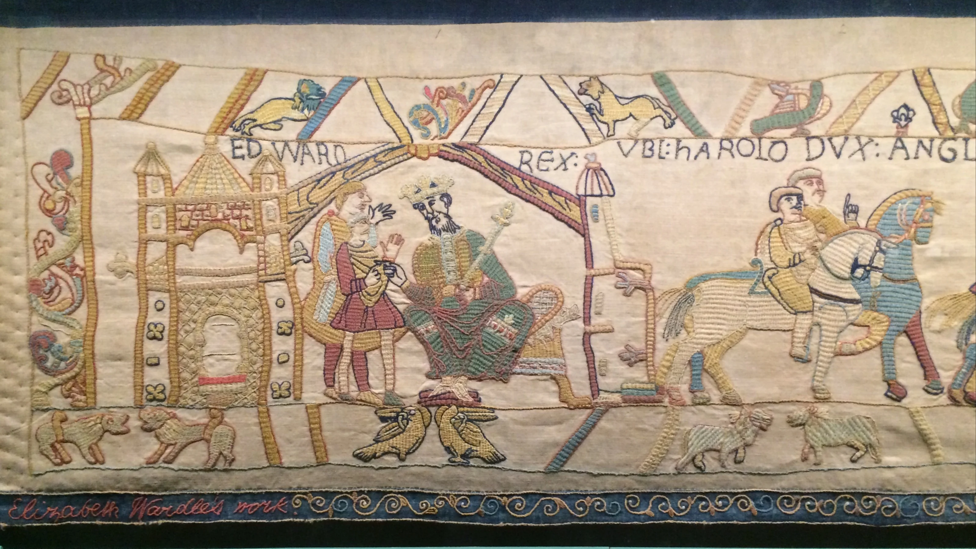 The ancient embroidered Bayeux Tapestry is like a comic book! It has 600 characters, 500 animals, and 50 trees. It’s 68.45 meters long, longer than an Olympic swimming pool. People once thought Queen Mathilda of England made it, but now experts think skilled embroiderers did. How much time do you think it took to create such a piece of art?
