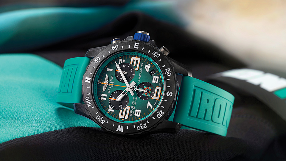 腕時計 BREITLING 2022年 新作】1960年代の名作を現代的に昇華した