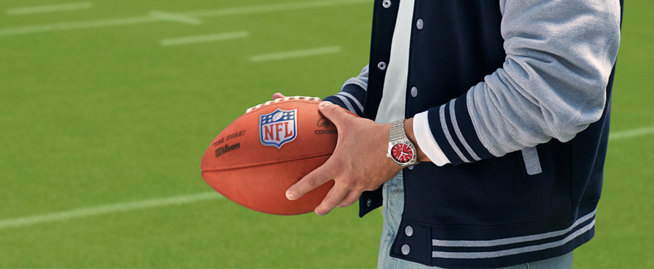 Chronomat Automatic Gmt 40 Nfl Arizona Cardinals Edition