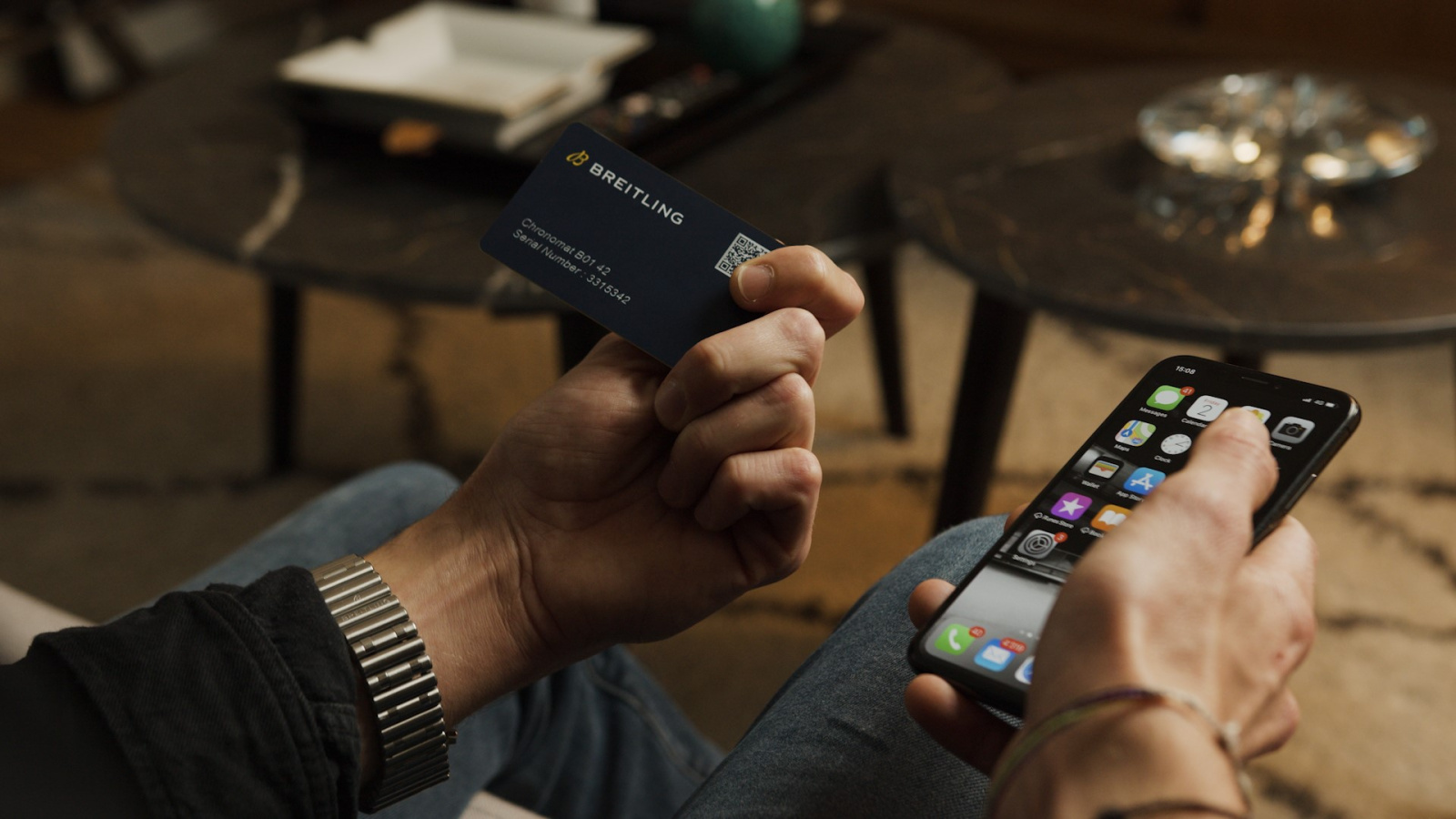 ブライトリングの時計にブロックチェーン技術を | Breitling