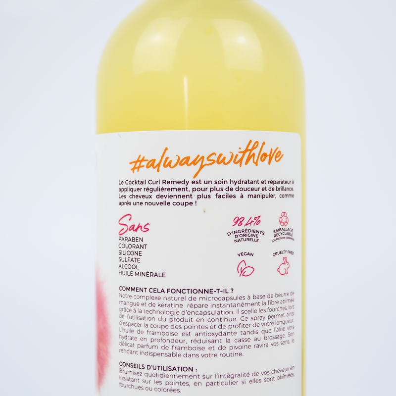 Le Cocktail Curl Remedy est un véritable cocktail hydratant et réparateur à base de beurre de mangue de kératine pure, d’huile végétale de framboise et d’aloe vera