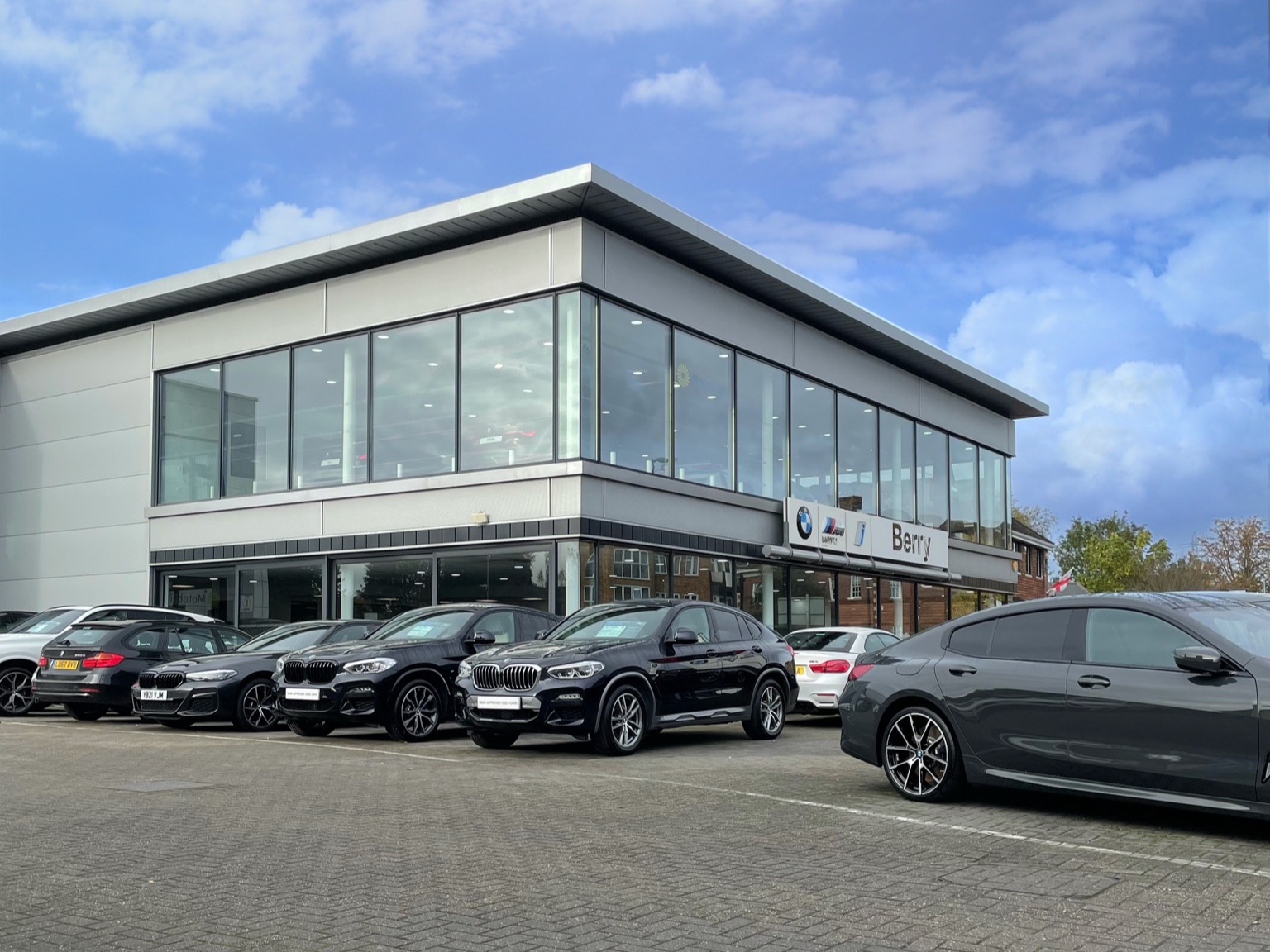 Berry Heathrow  Authorised BMW Retailer