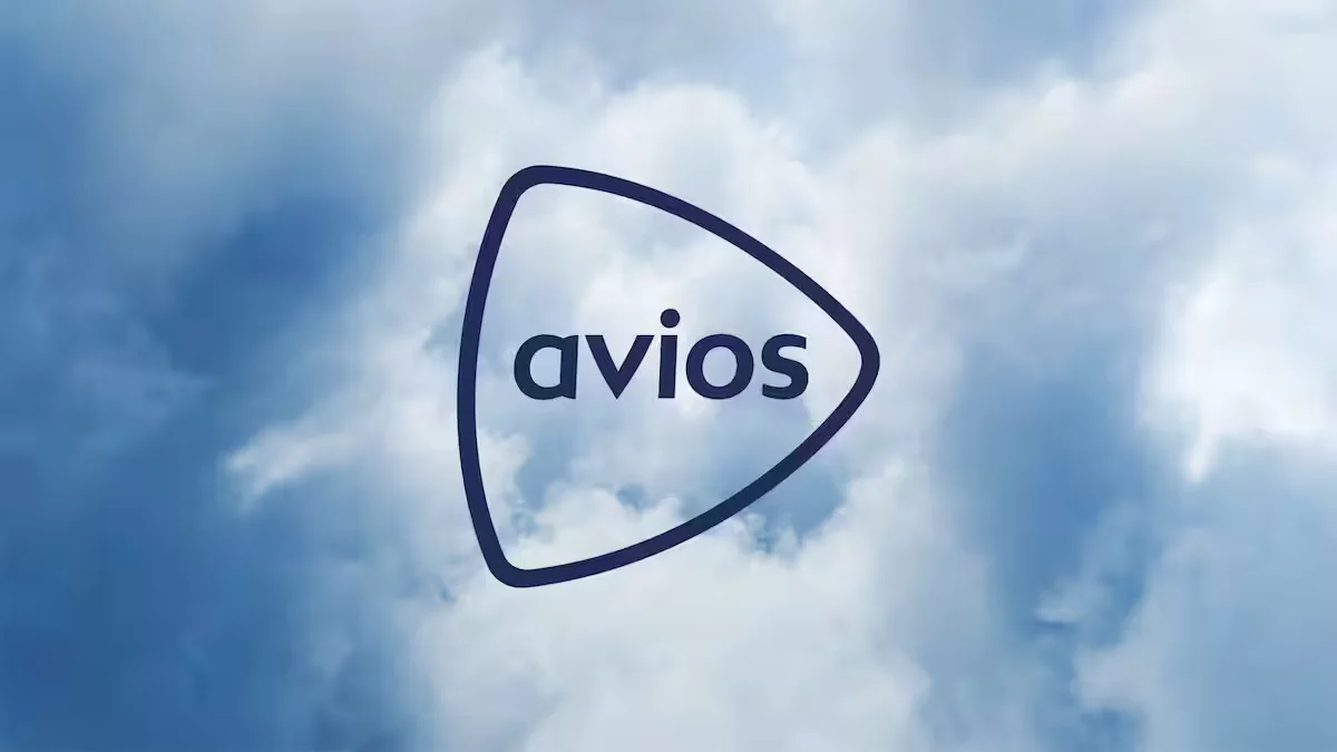 avios logo clouds