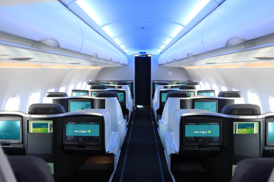 Aer Lingus business class cabin