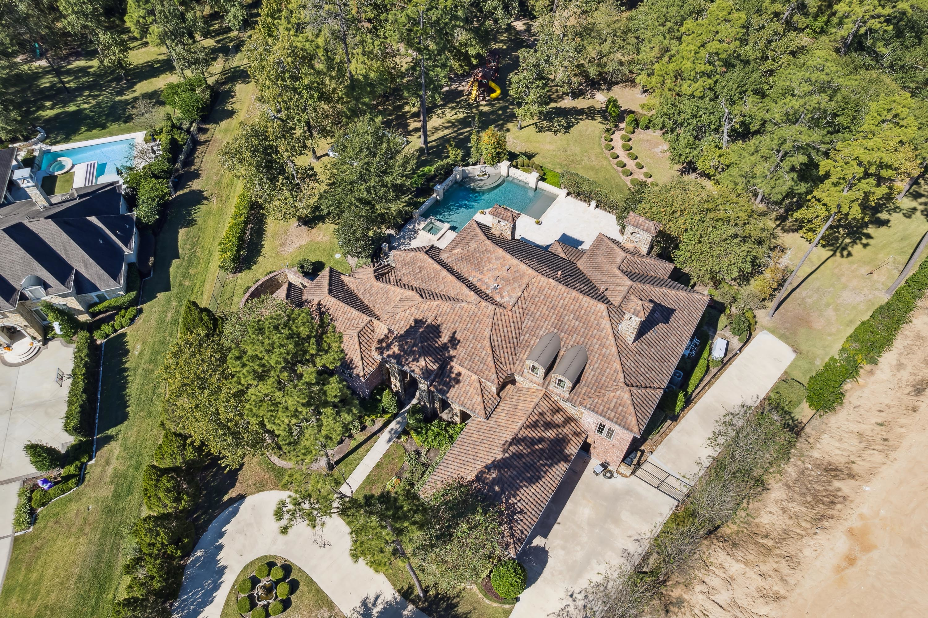 59 27919 Hansons Ct - Luxury Real Estate - Concierge Auctions