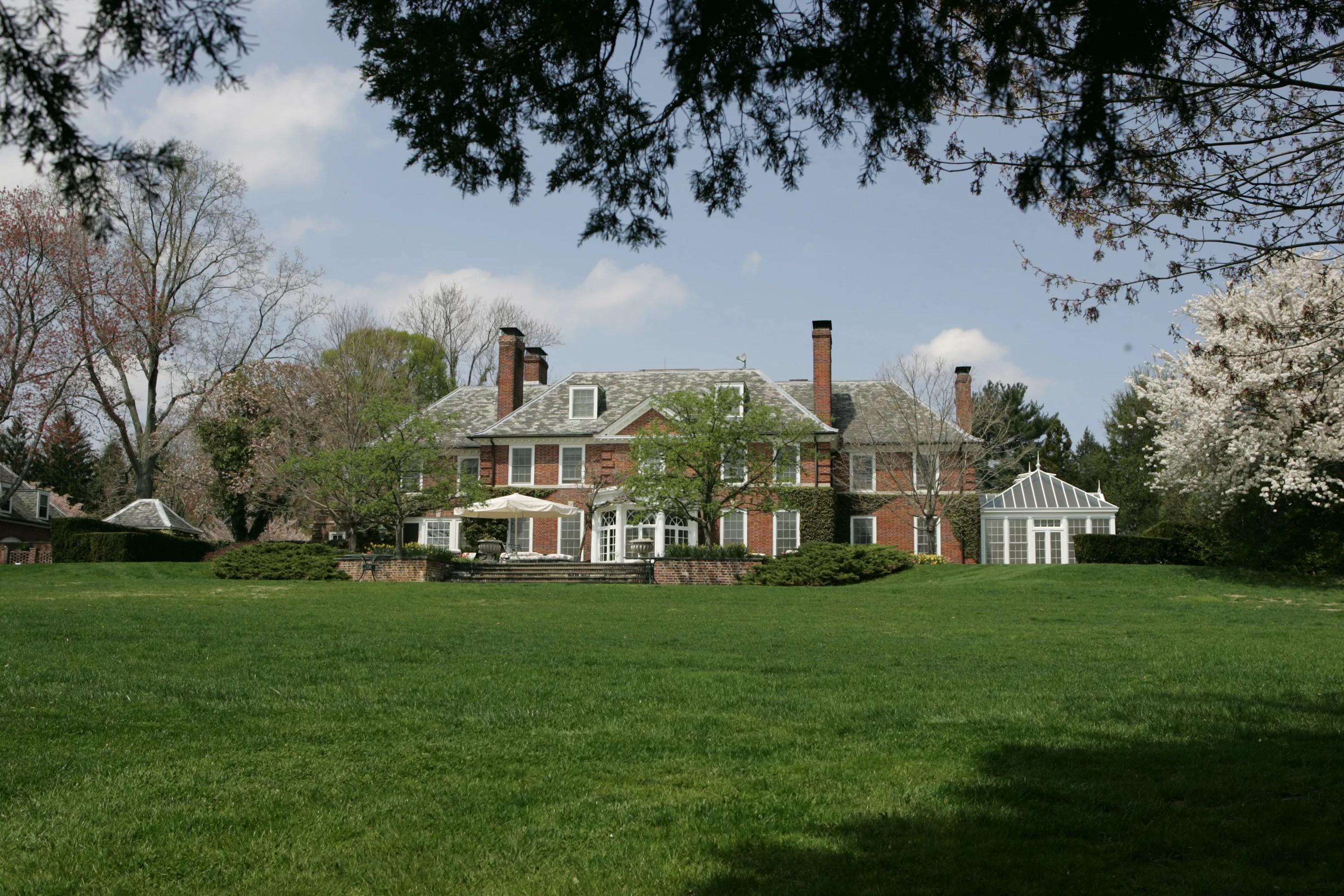 300 Pretty Brook Road, Princeton, New Jersey 08540 - pretty-brook-house-300-pretty-brook-road-luxury-real-estate-17_wrrv0l