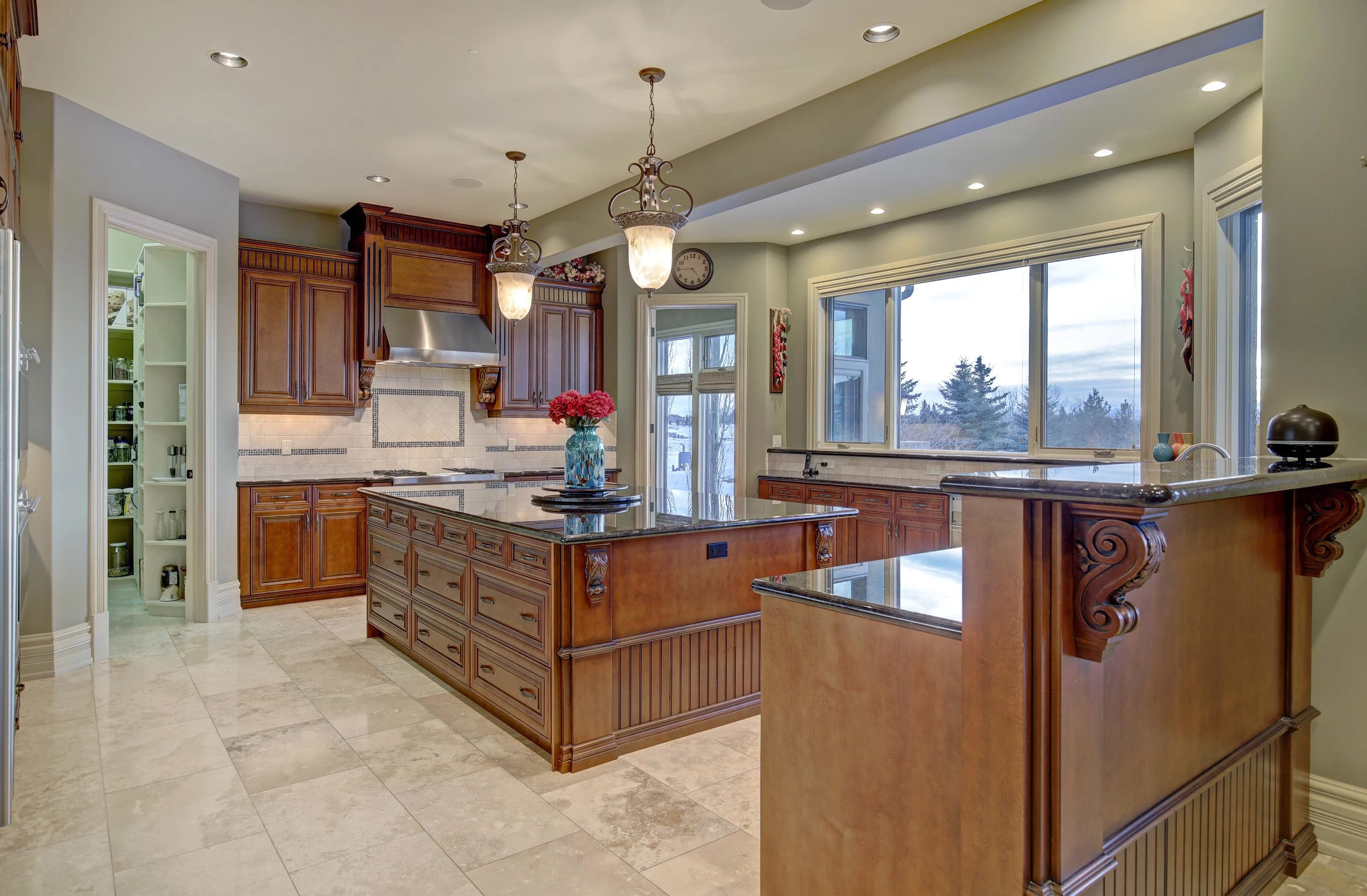 82031 202 Avenue West, Calgary, Alberta T1S 2X2, Canada - 82031-202-avenue-w-foothills-alberta-canada09_modazi