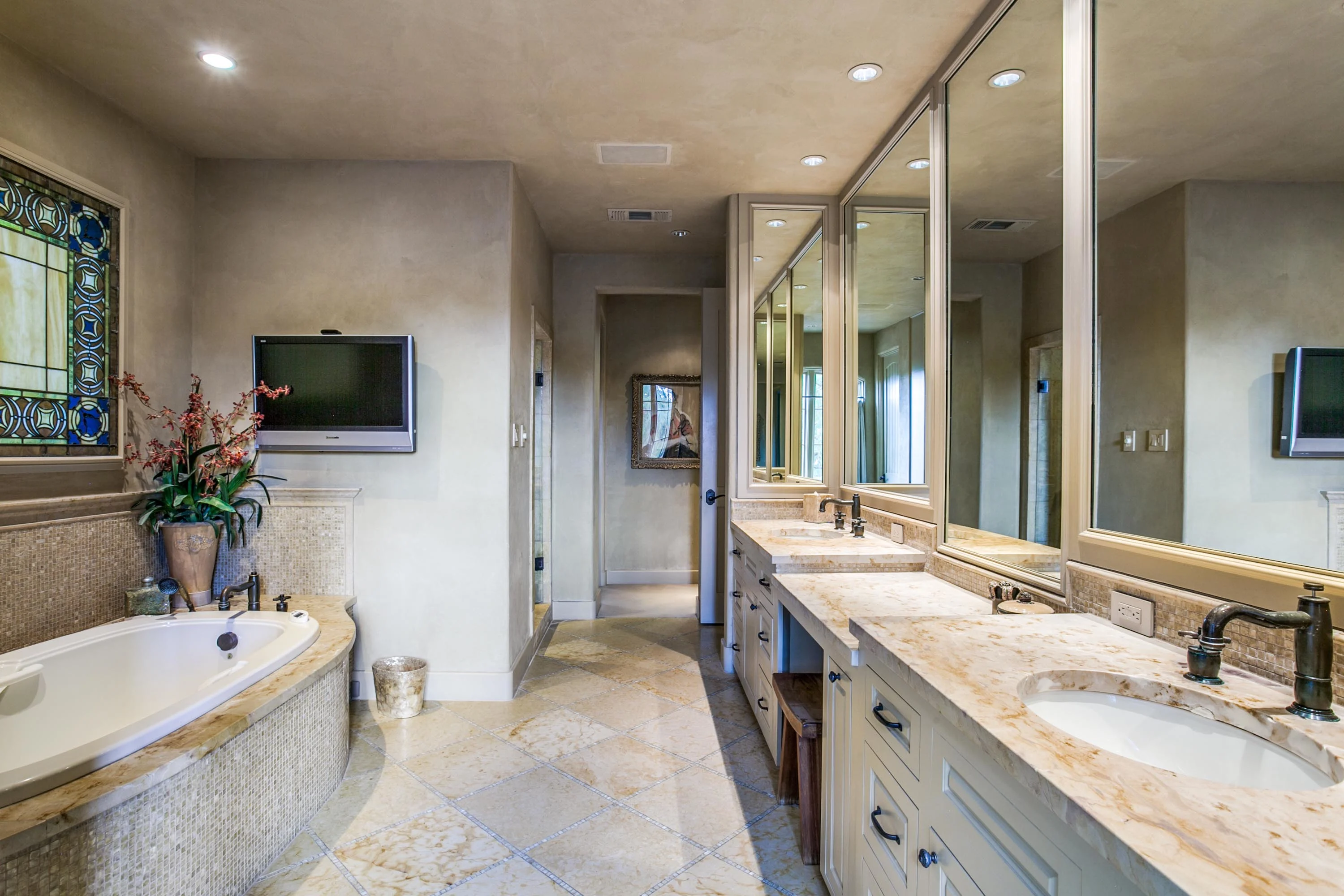 2505 Welborn Street, Turtle Creek, Dallas, Texas 75219 - 2505-welborn-street-dallas-texas33_icvosr