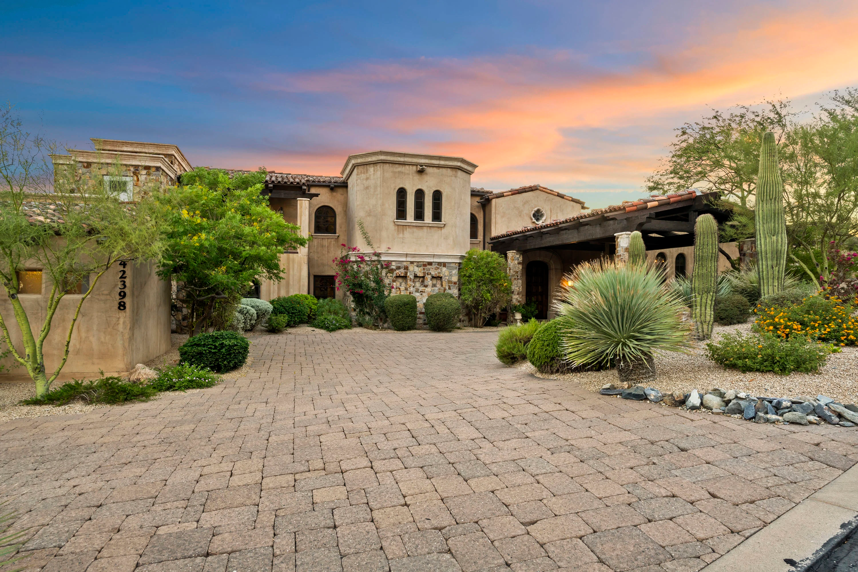 42398 North 102nd Street, Scottsdale, Arizona 85262 - 42398_N_102nd_St_02_xl3945