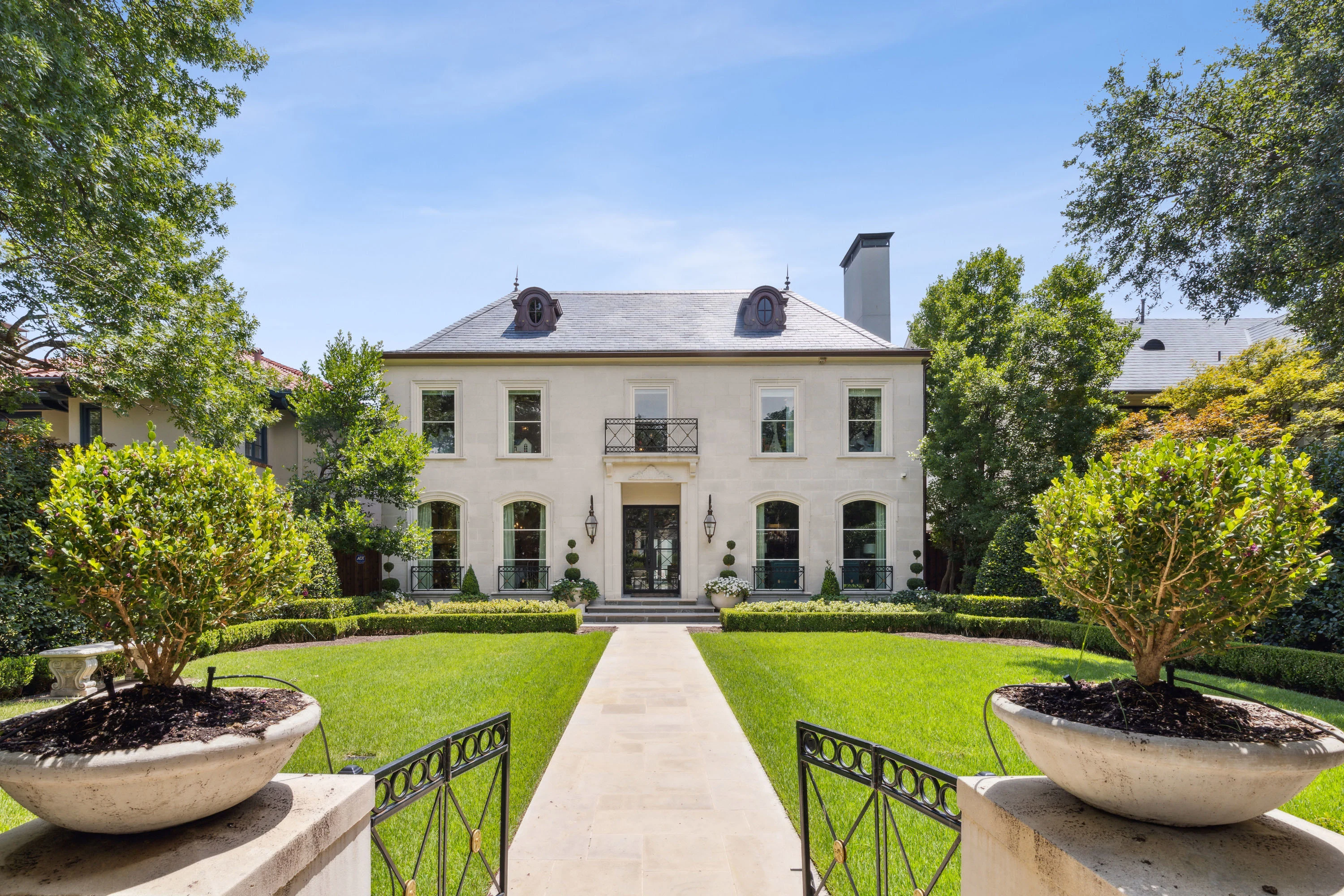 3637 Maplewood Avenue, Dallas, Texas 75205 - 1_-_2-3637Maplewood_001_x0twfd