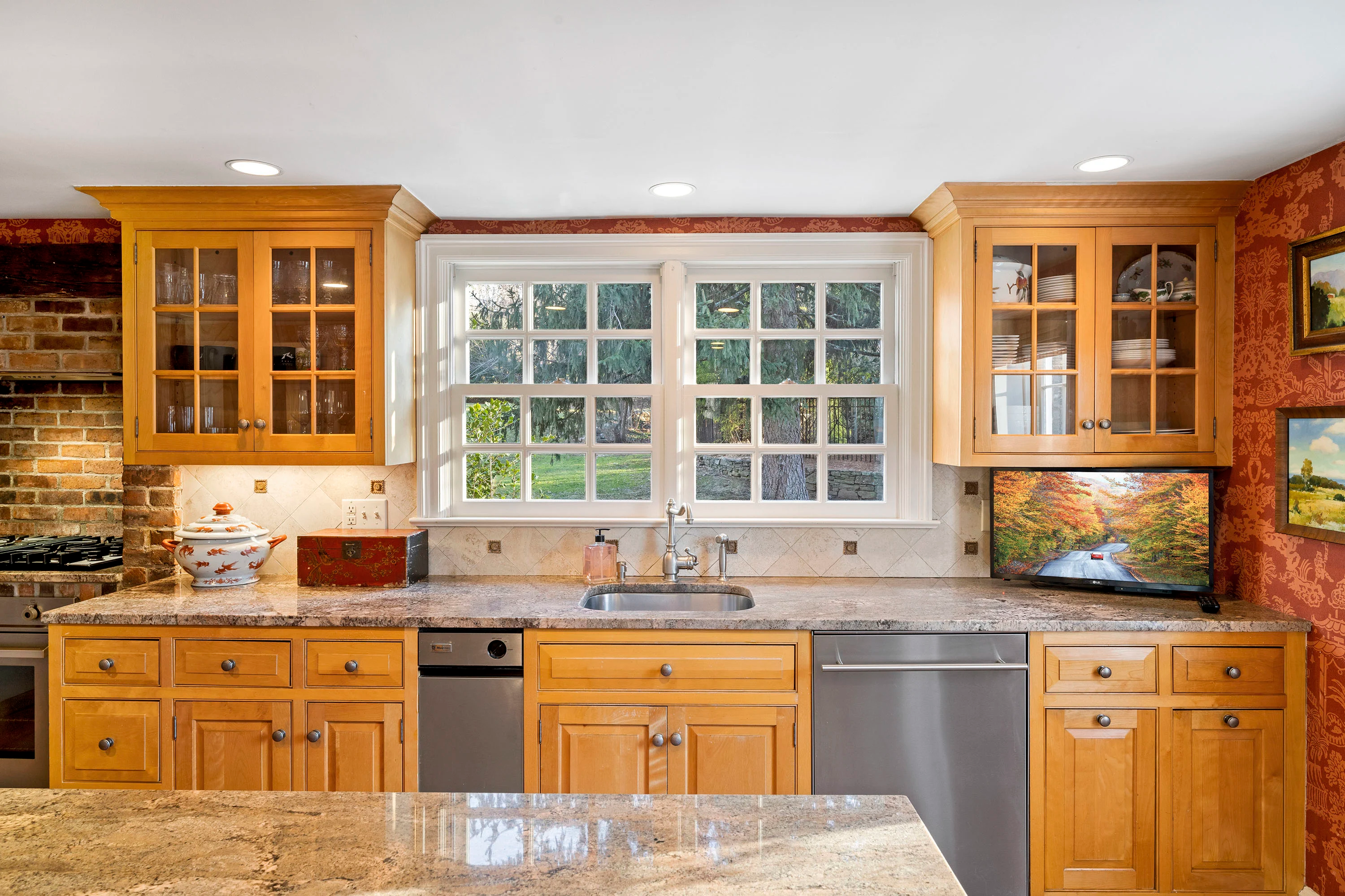 358 and 364 Crescent Avenue, Bergen County, New Jersey  07481 - 358-364-crescent-avenue-wyckoff-new-jersey-0748107_dwde0b