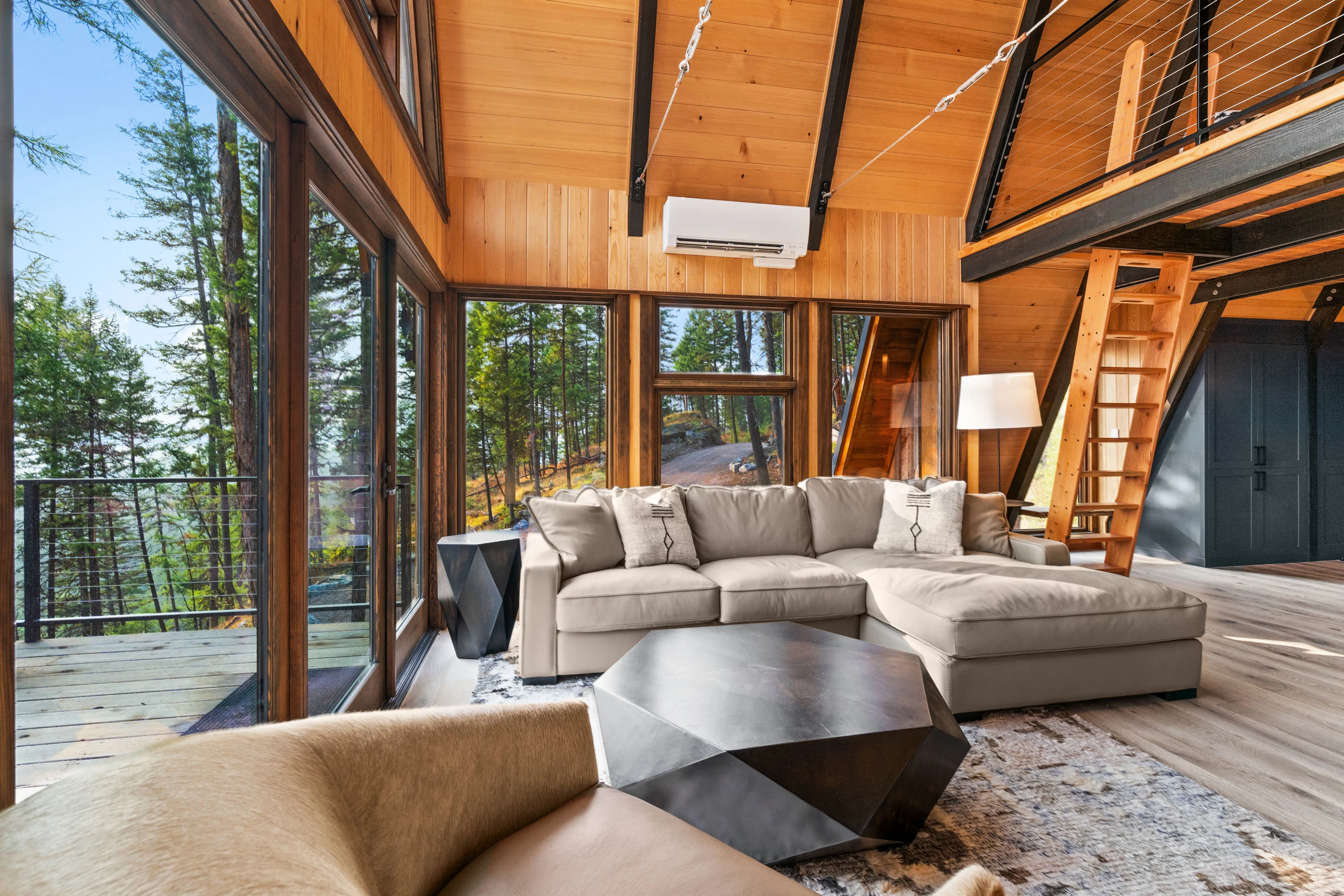 31 Forest Path Drive, Whitefish, Montana 59937 - On_The_Rocks_Treehouse_11_ksfnxn