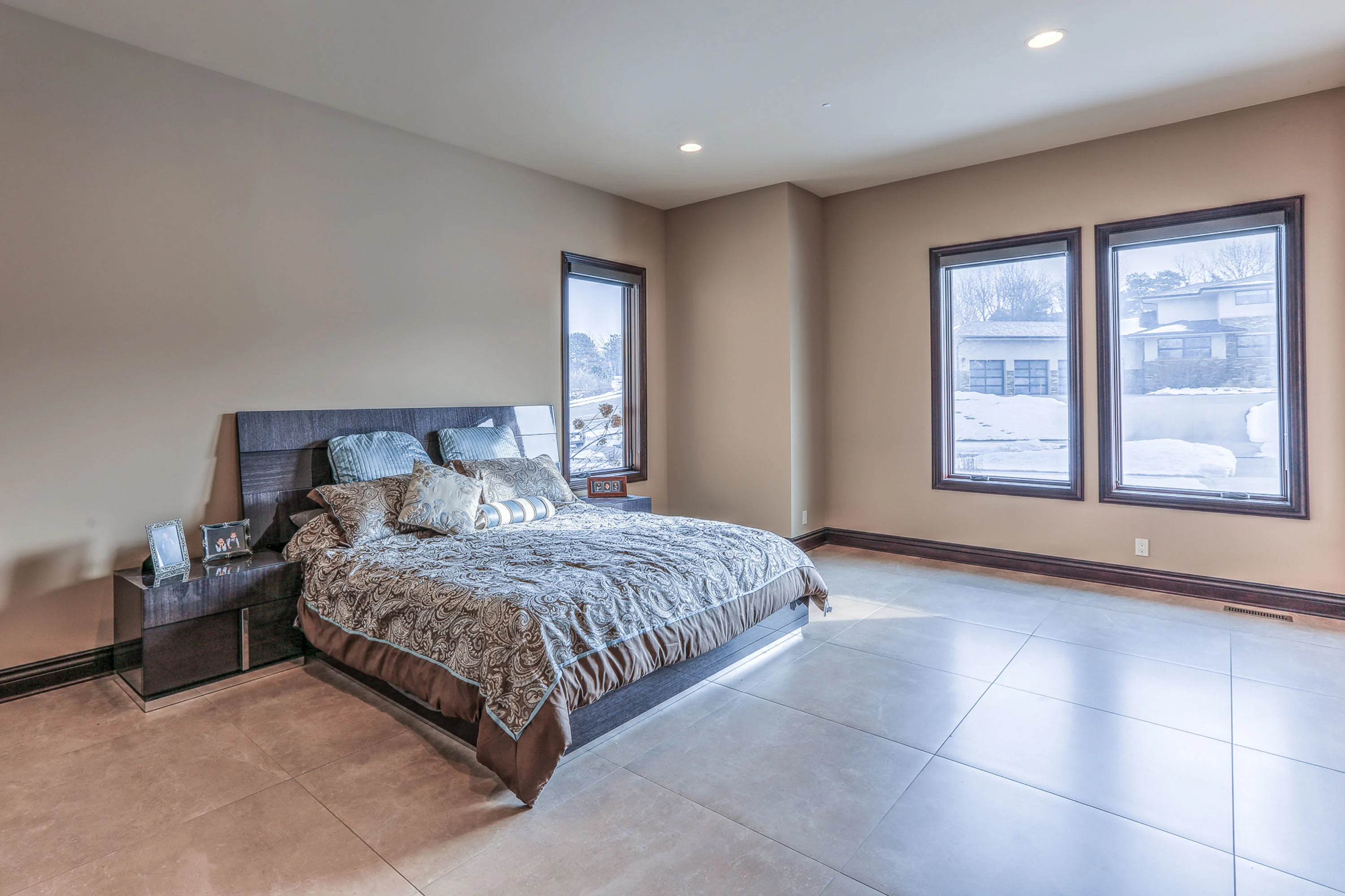 17445 Valley Drive , Omaha, Nebraska 68130 - 17445-valley-drive-omaha-nebraska17_q7xjeu