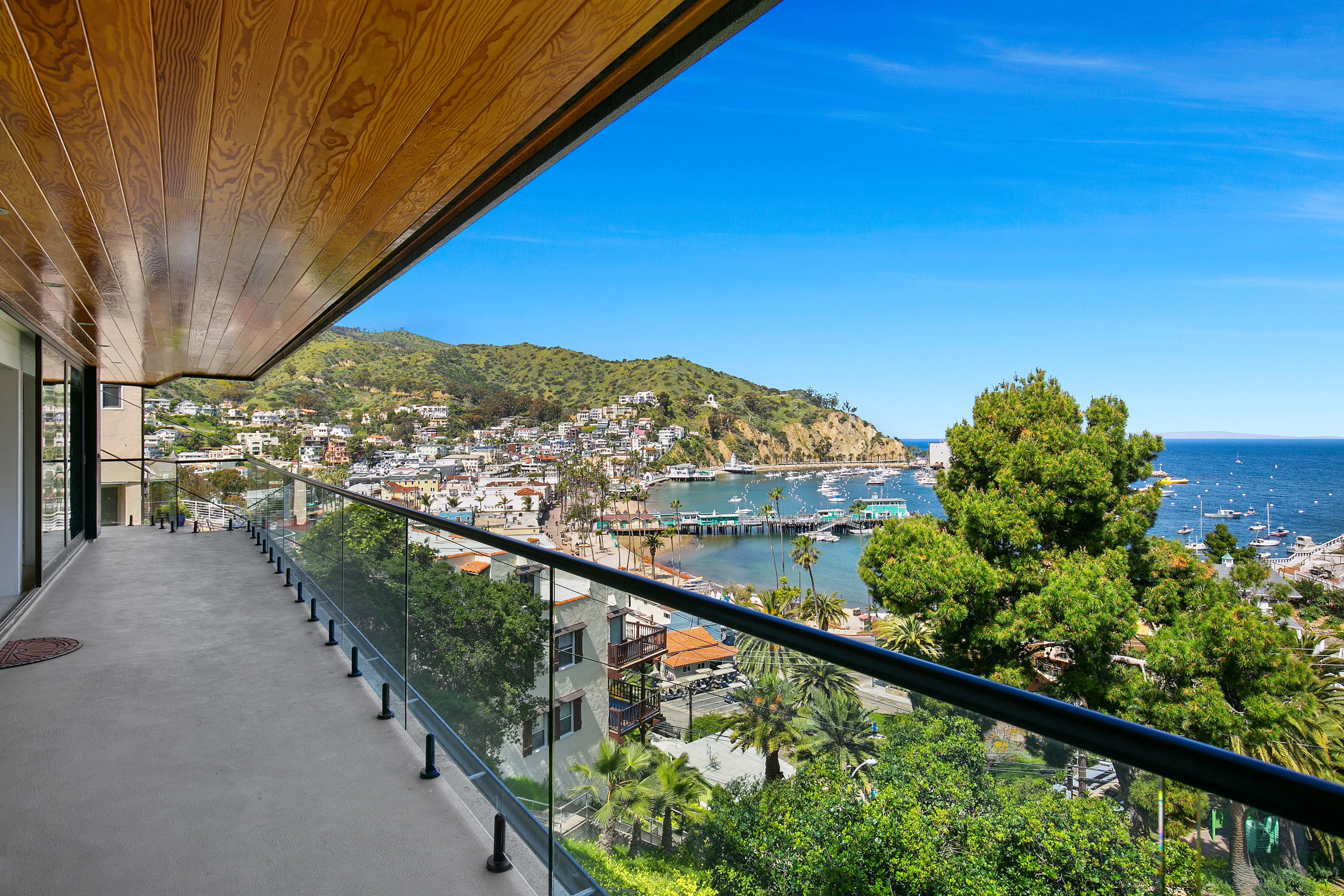 166 Middle Terrace, Avalon, Santa Catalina Island, California 90704 - 166-middle-terrace-santa-catalina-island-avalon-california23_o8cpfc