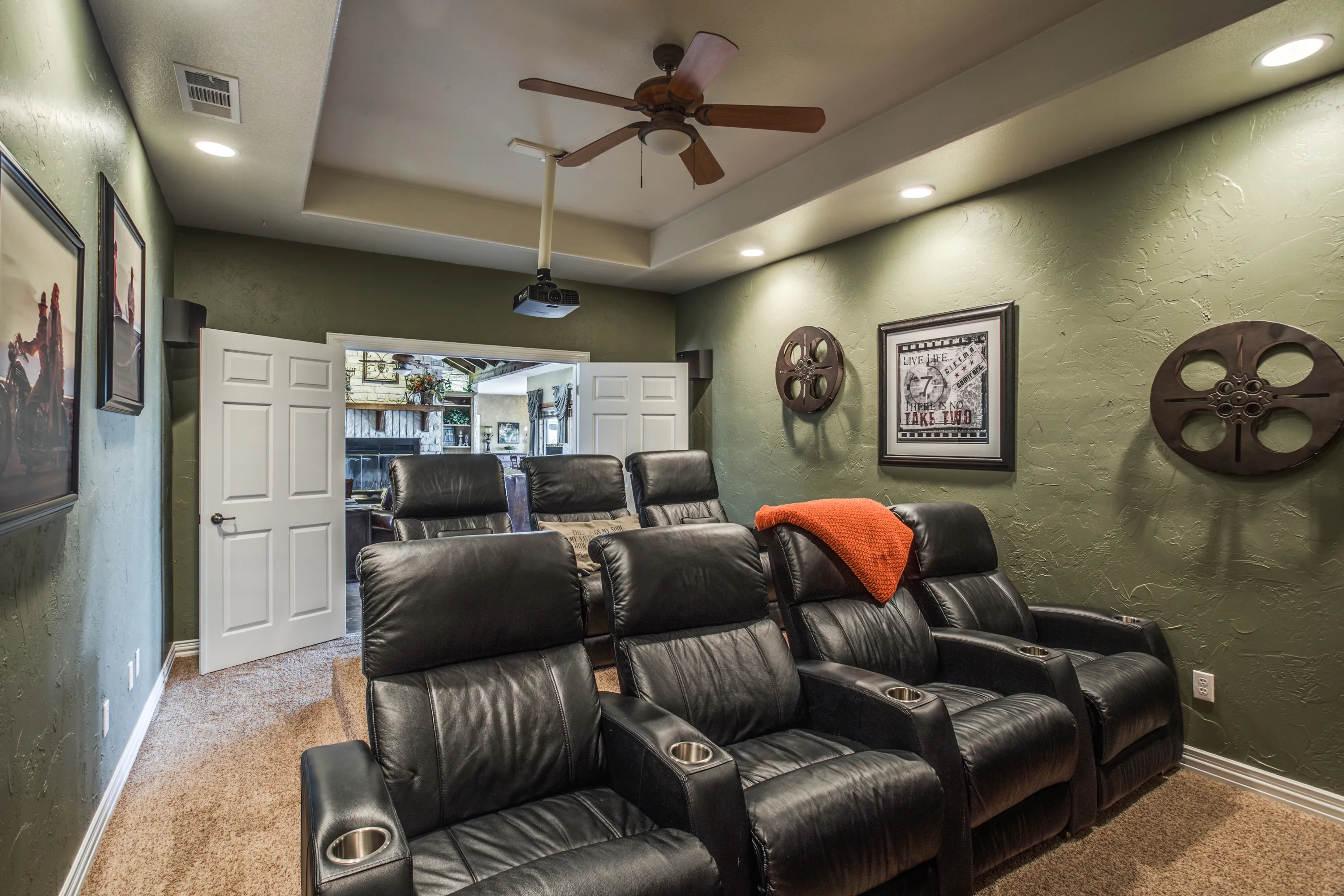 909 Little School Road, Dallas/Fort Worth, Texas 76060 - 909-little-school-road-kennedale-texas22_gdohck