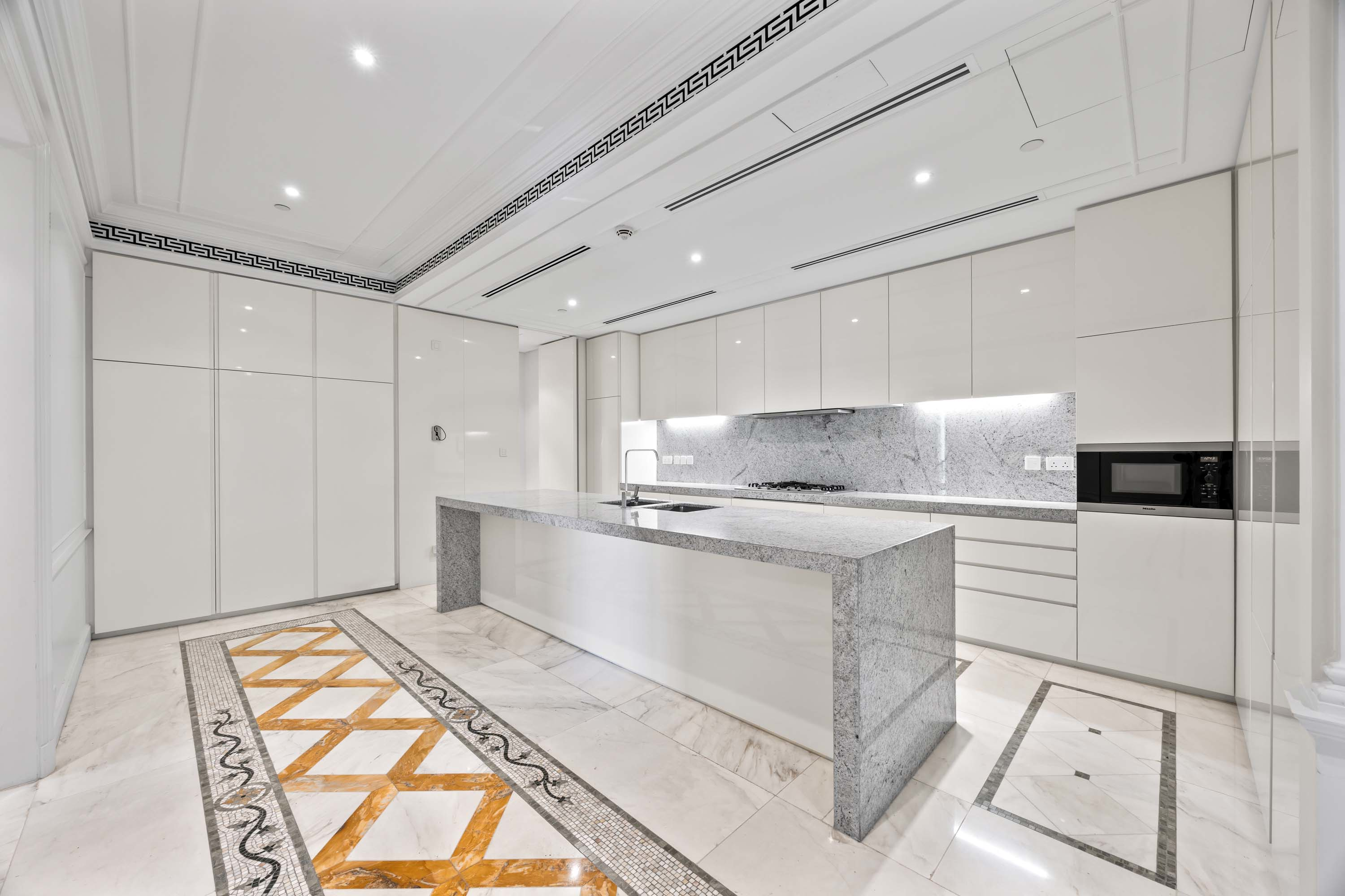 11 Palazzo Versace, Apartment 2620, Al Jaddaf, Jaddaf Waterfront, Dubai, UAE