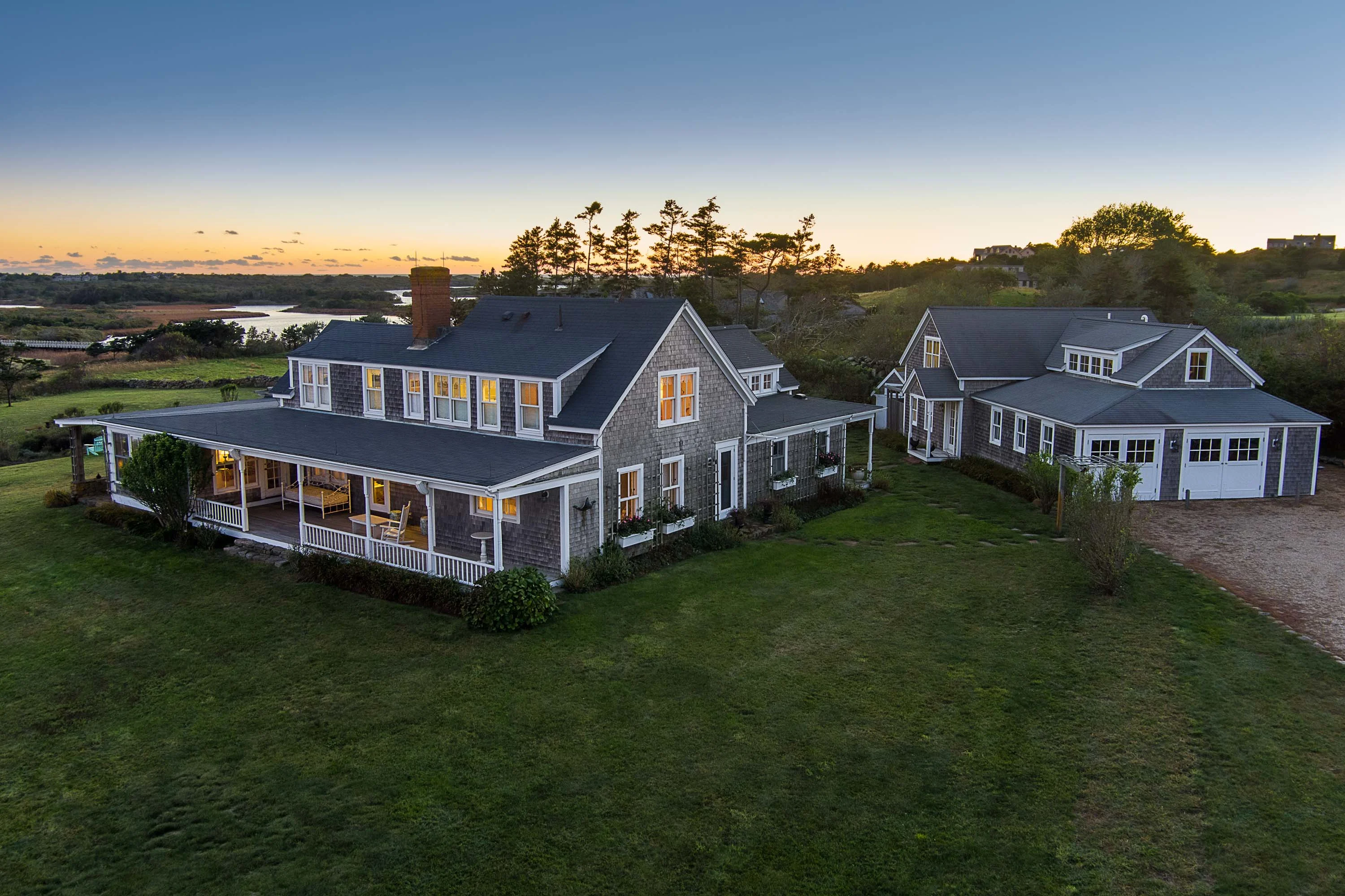 22 Quitsa Lane, Martha's Vineyard, Massachusetts 02535 - 22-quitsa-lane-chilmark-massachusetts_47_u4zzu5