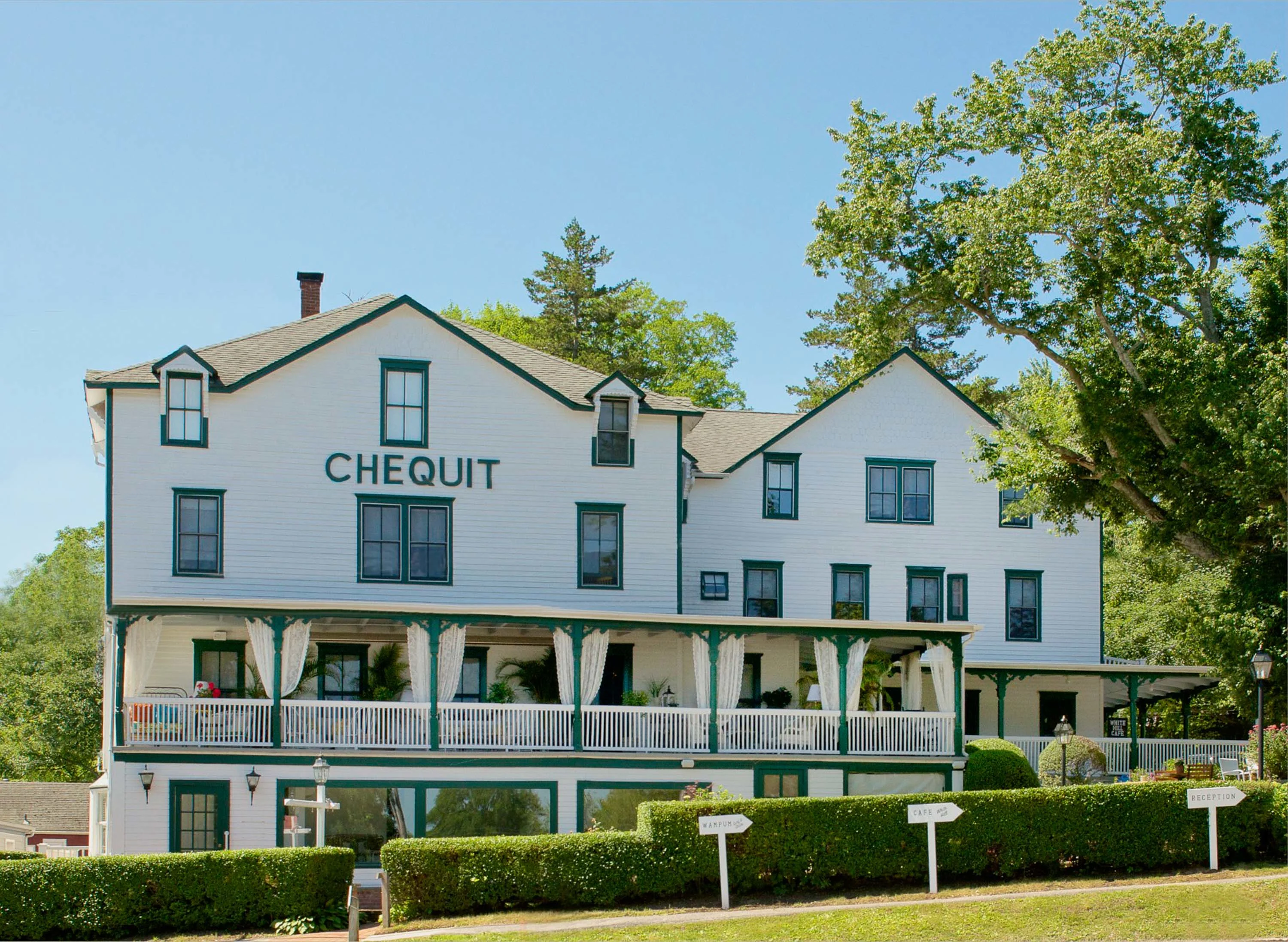 23 Grand Avenue, The Hamptons, New York 11965 - chequit-inn-23-grand-ave-shelter-island-heights-new-york01_rs4teh