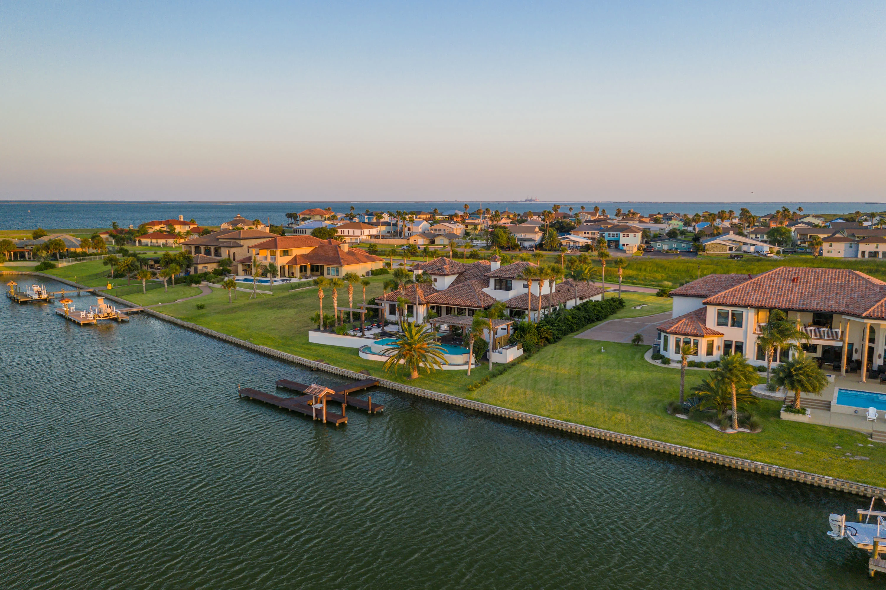 16 La Buena Vida Drive, Rockport, Texas Coast, Texas 78336 - casa-mombasa-16-la-buena-vida-drive-aransas-pass-texas28_njty9o