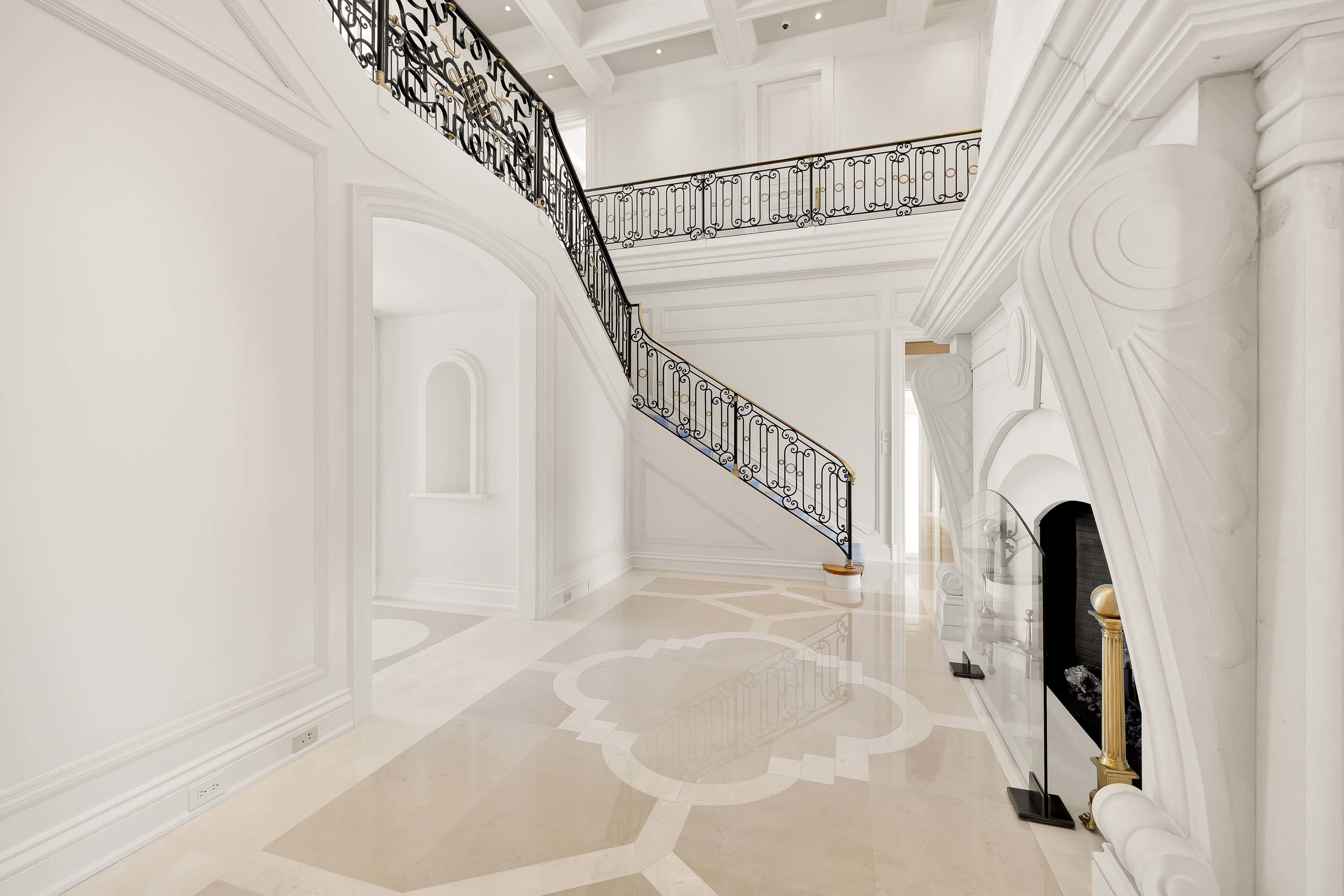 07 11900 River Rd, Potomac, MD 20854 - Luxury Real Estate - Concierge Auctions