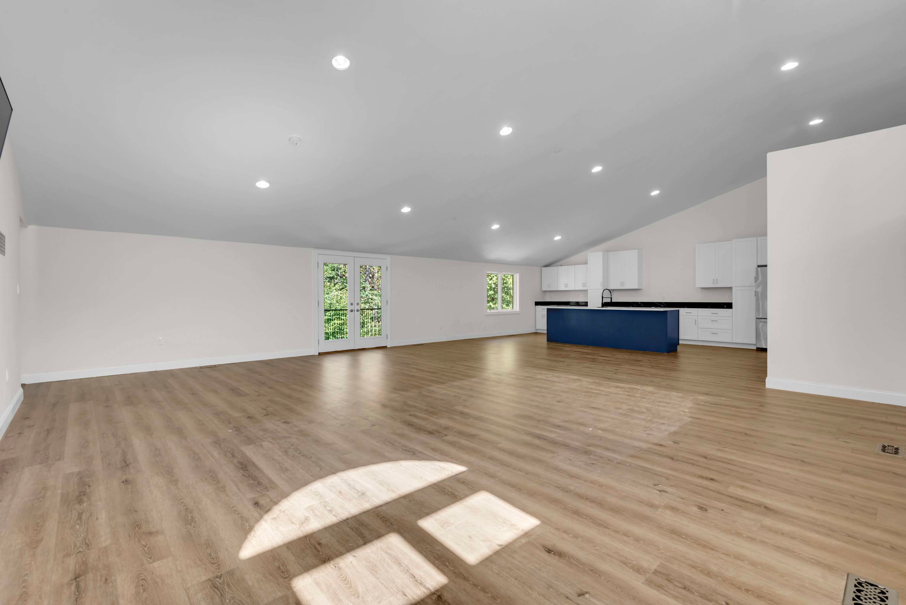 39 6 Evan Way, Pikesville - Luxury Real Estate - Concierge Auctions