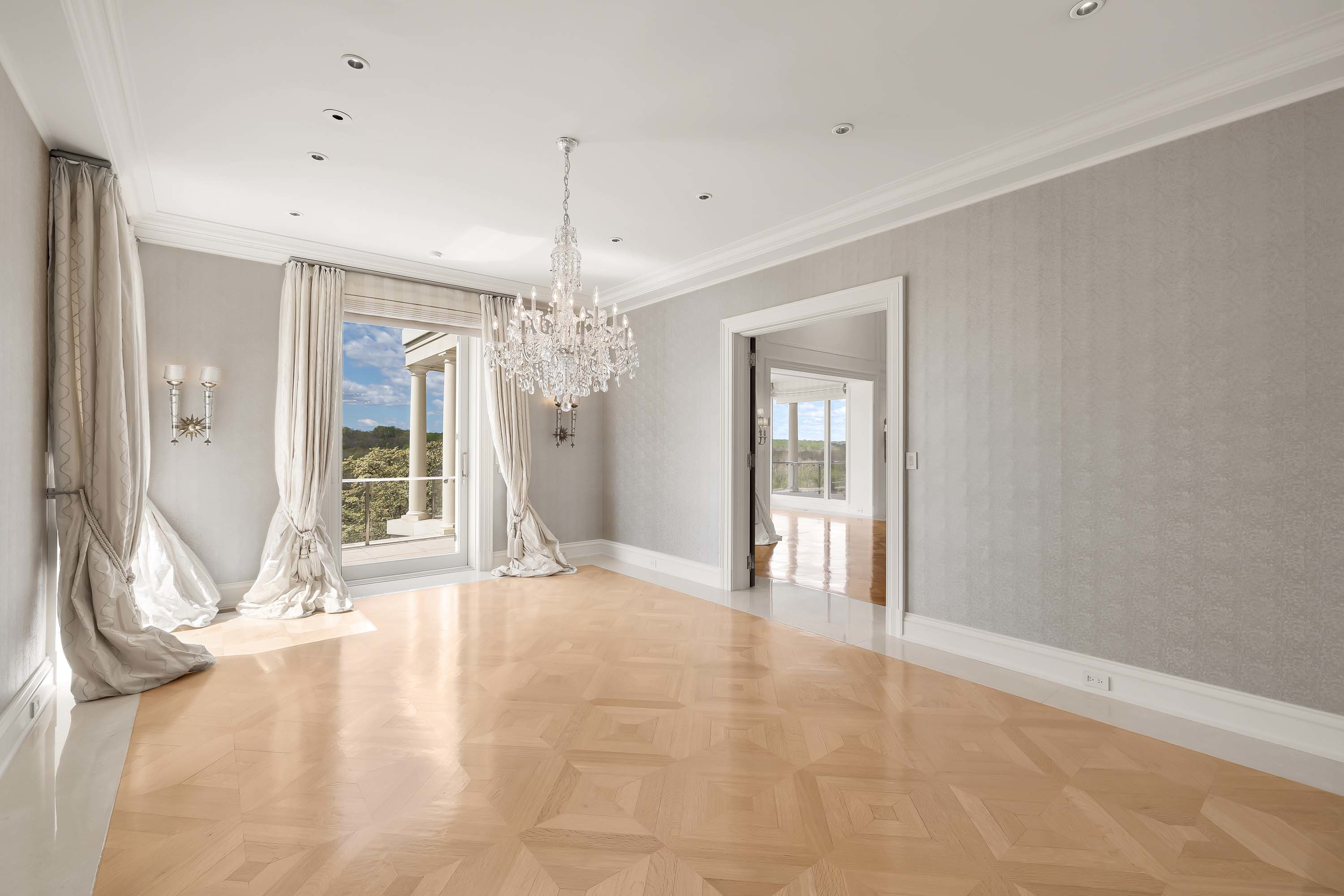 20 11900 River Rd, Potomac, MD 20854 - Luxury Real Estate - Concierge Auctions