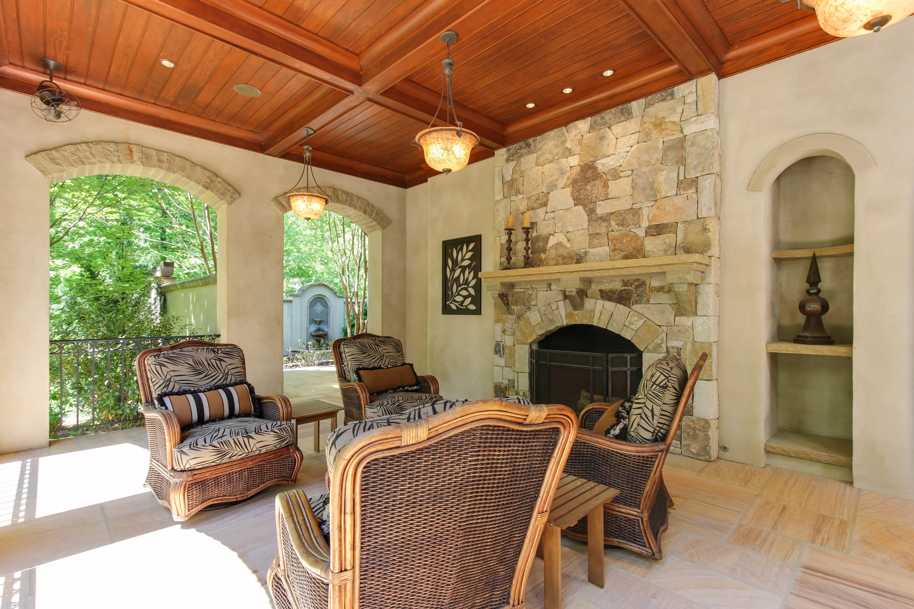 2604 Chelmsford Court, Cary, North Carolina 27518 - cest-la-joie-2604-chelmsford-court-luxury-real-estate-8_kfmnda