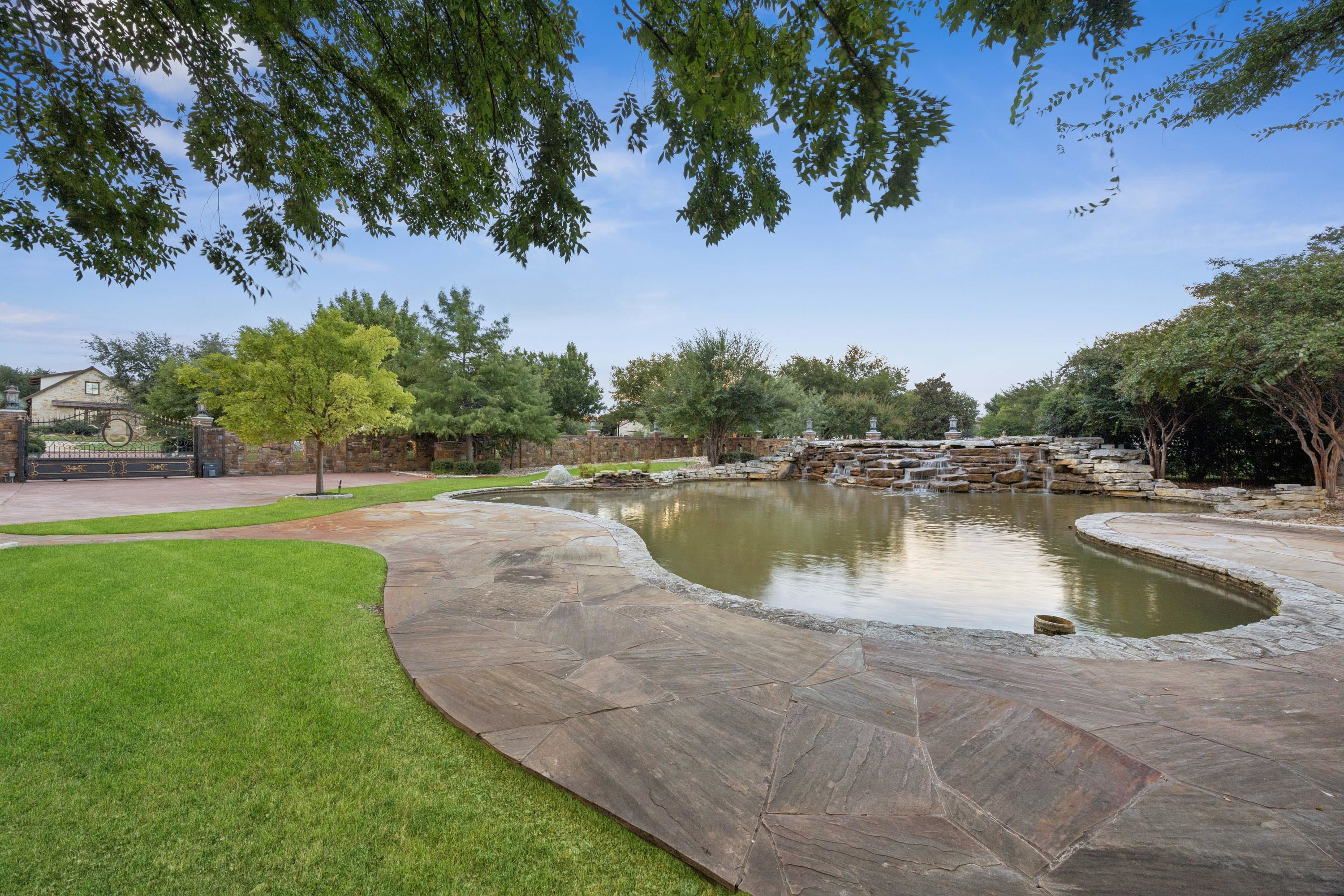 37 9553 Bella Terra Dr - Luxury Real Estate - Concierge Auctions