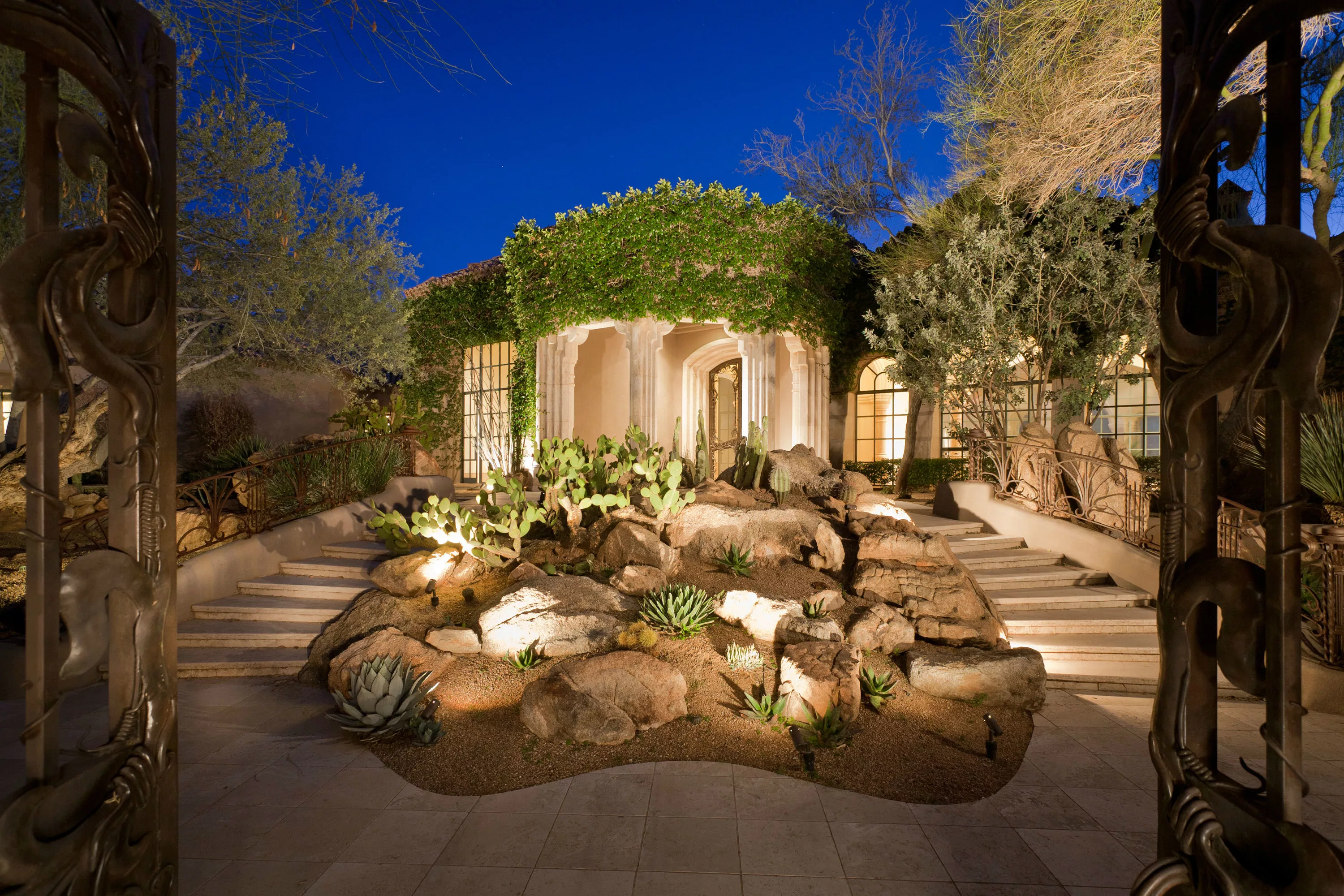 9422 East Happy Valley Road, Scottsdale, Arizona 85255 - hrm0842_yx29zi