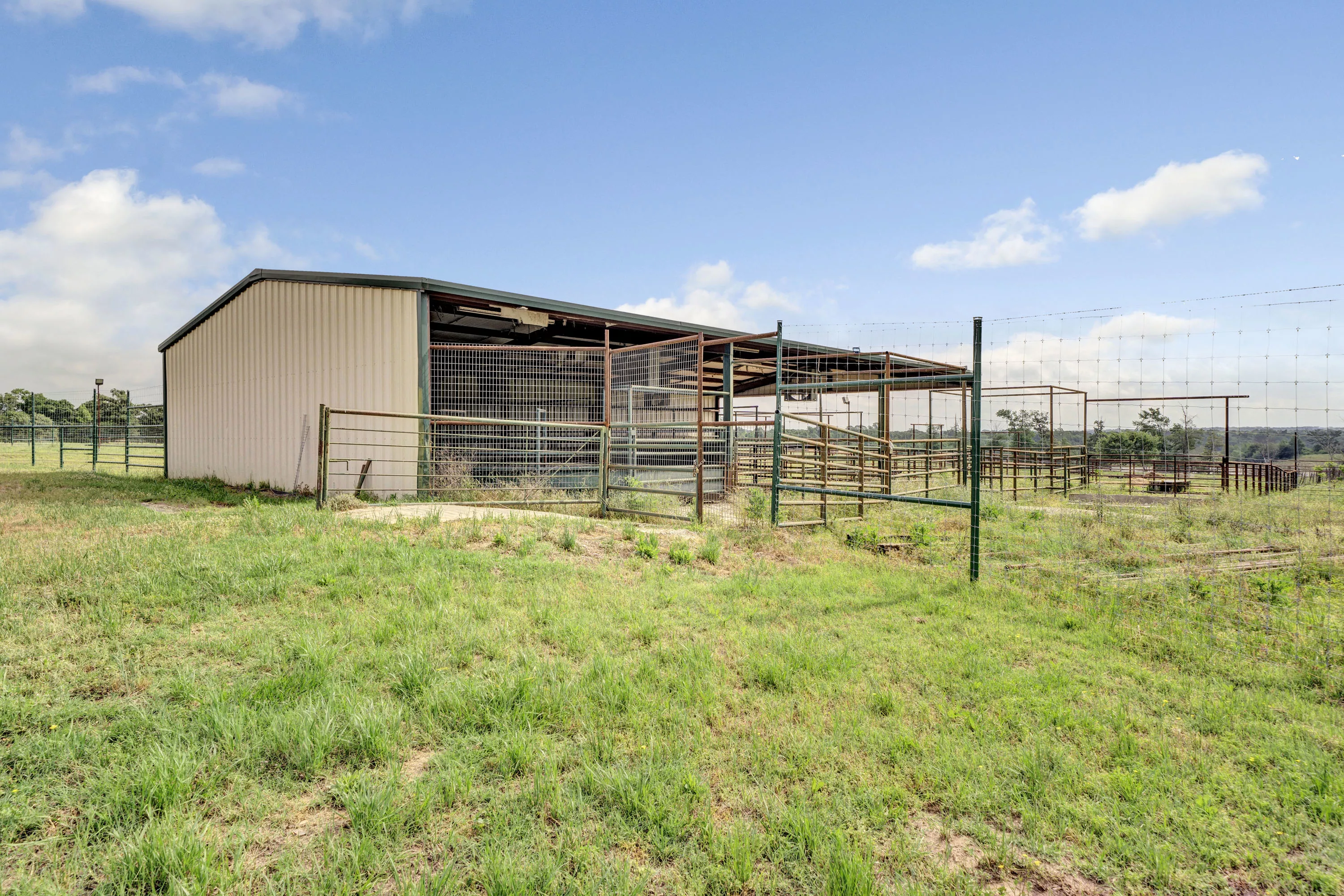 877 SW CR 3250, Dallas Area, Texas 75494 - ford-family-ranch-winnsboro-texas44_e6ol9s