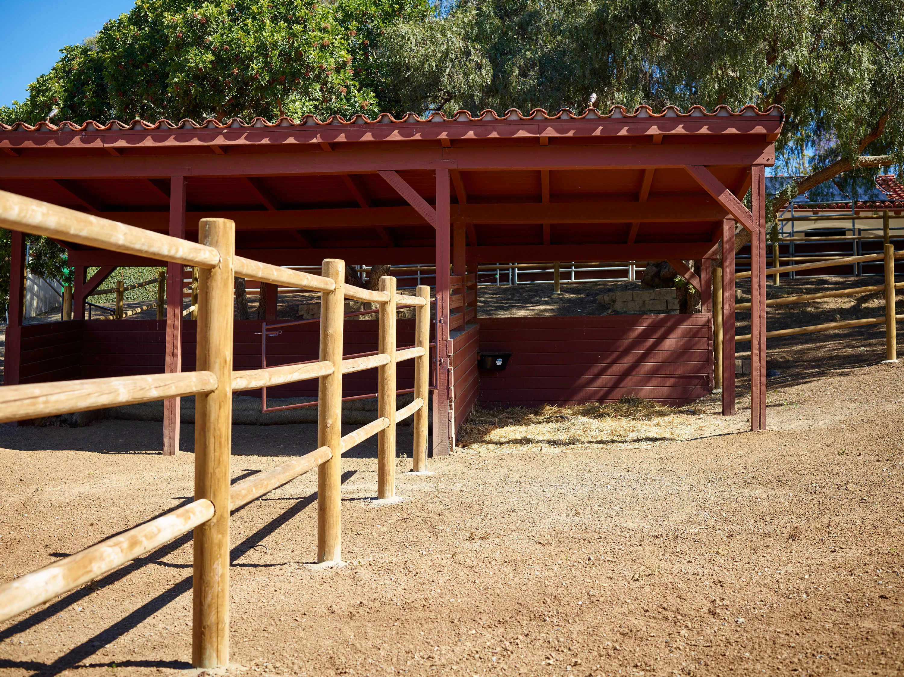 18127 Via Roswitha, Rancho Santa Fe, California 92067 - 18127-via-roswitha-rancho-santa-fe-ca-23-27-18-47-4747_xhpsws