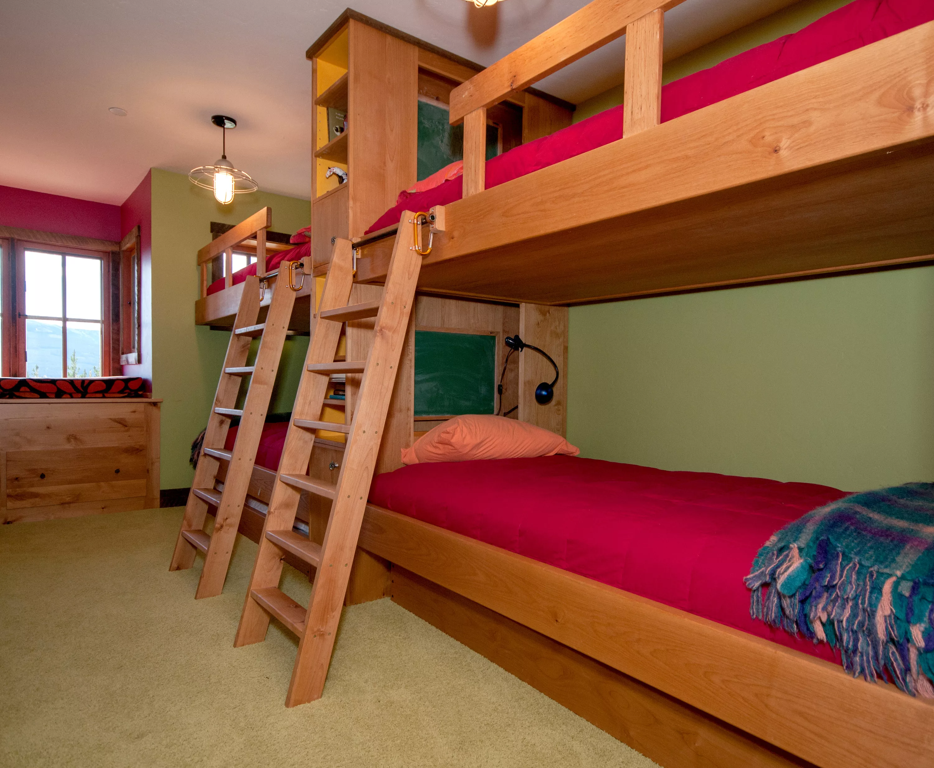 17 Travertine Road, Big Sky, Montana 59716 - 17-travertine-big-sky-montana19_a1bihq