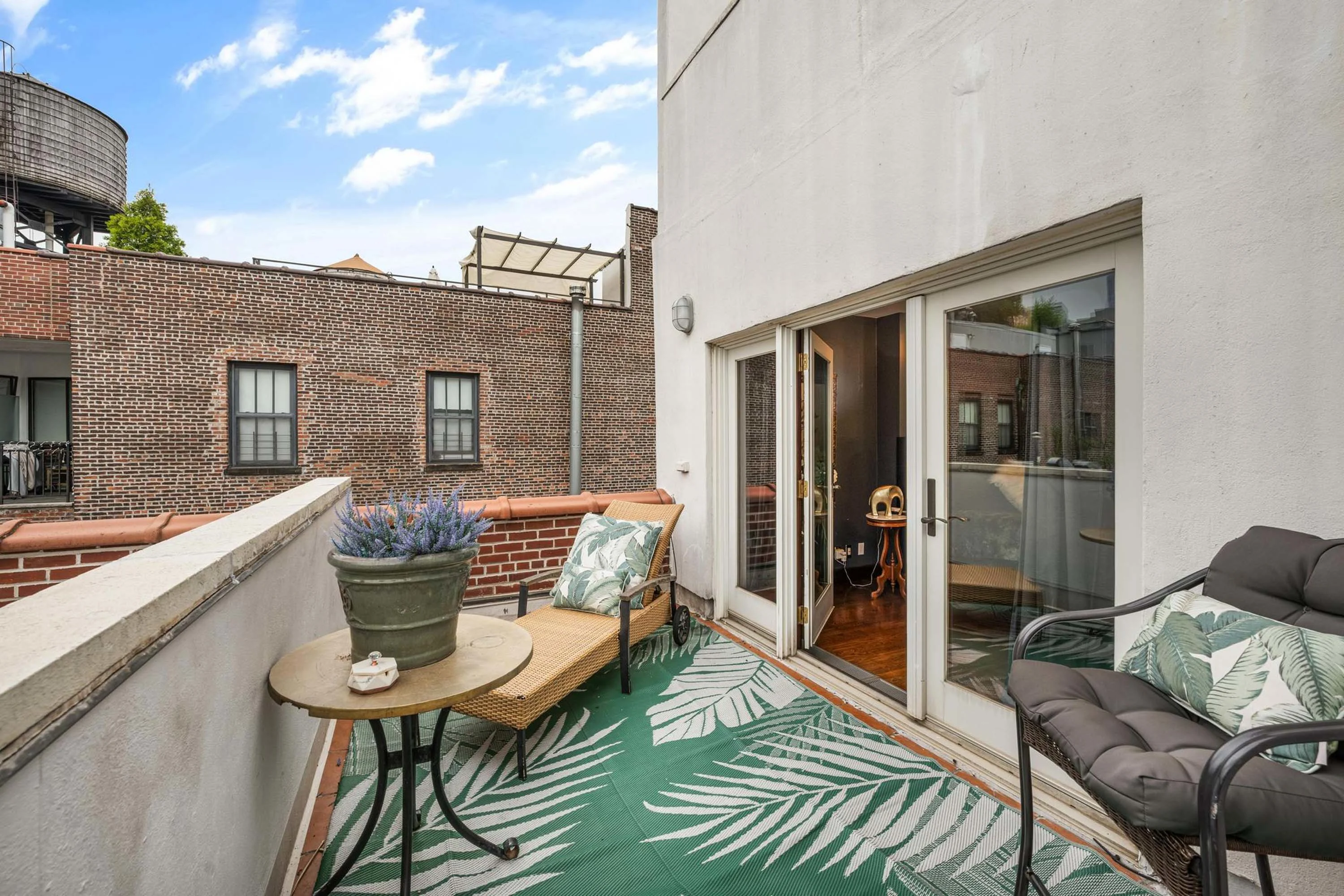 Curated Concierge Auctions Rare Boutique Tribeca Penthouse In New York City Gallery View 51