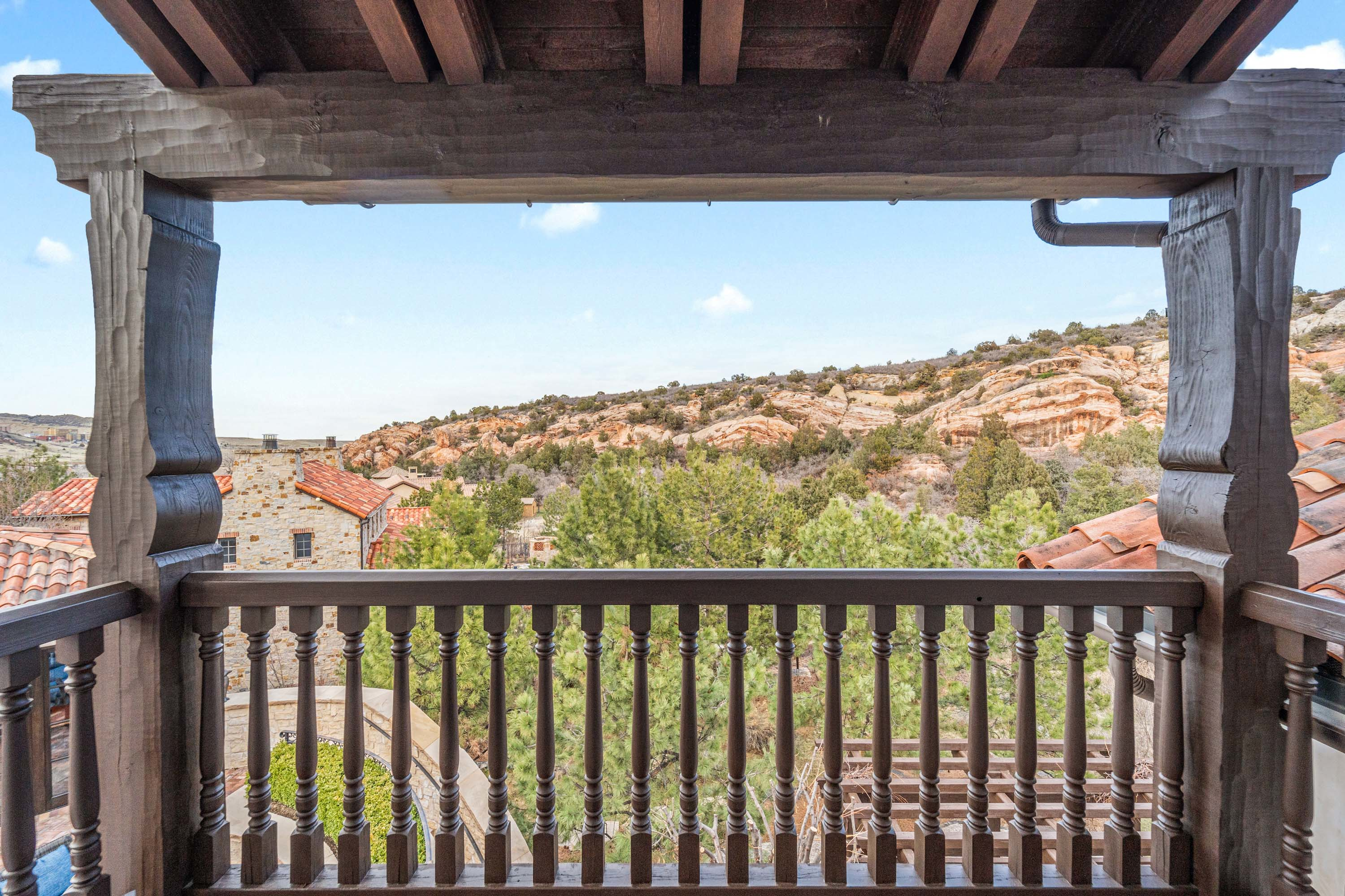 30 7944 Dante Drive - Luxury Real Estate - Concierge Auctions