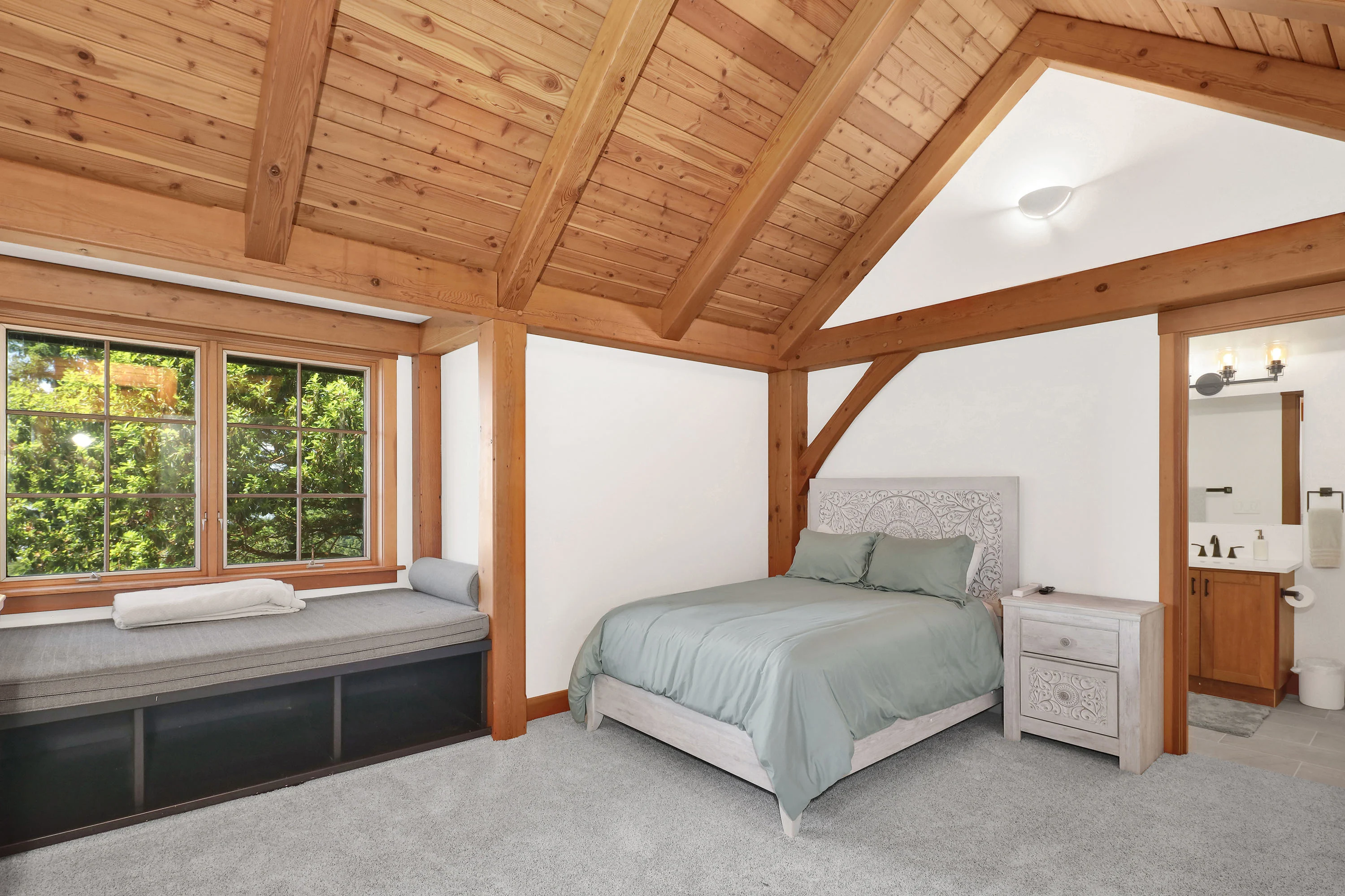 1401 Chuckanut Crest Drive, Bellingham, Near Seattle, Washington 98229 - 1401_Chuckanut_Crest_Drive_28_wbyufs