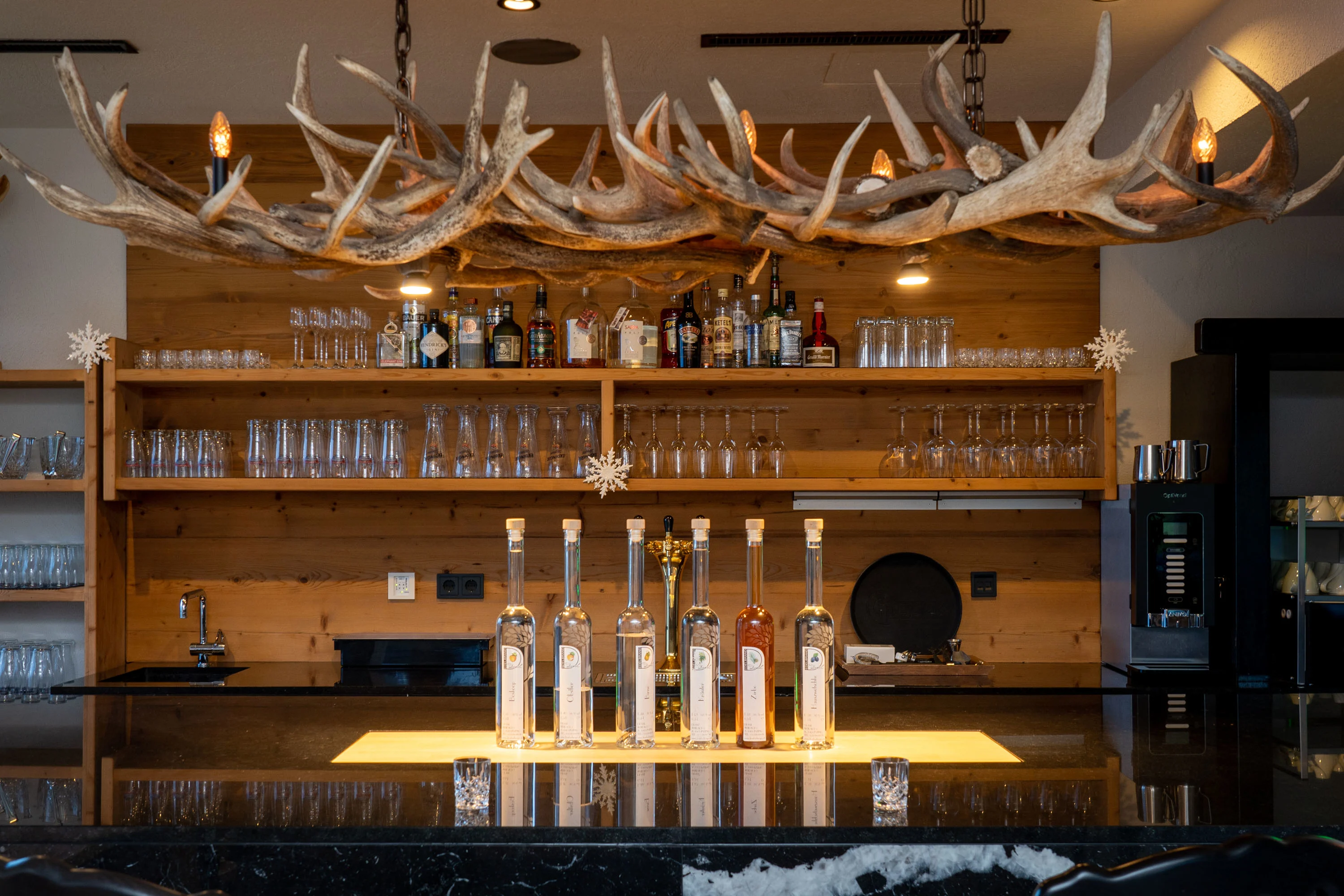 Luxury Mountain Chalet, Seefeld, Austrian Alps, Tirol , Austria - luxury-mountain-chalet-tirol-seefeld-austria63_pthgr7