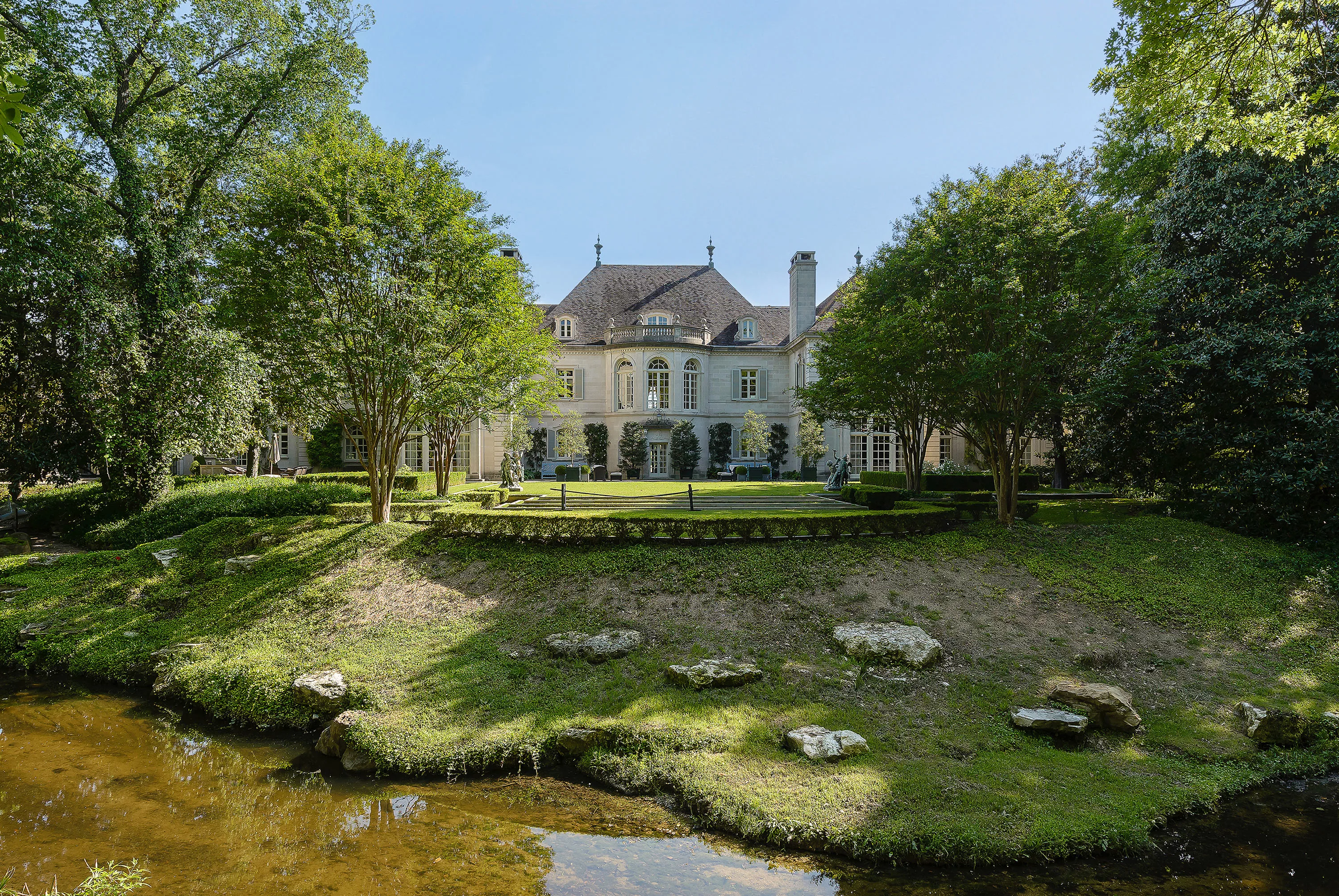 10000 Hollow Way Road, Dallas, Texas 75229 - walnut-place-dallas-texas29_ezegis