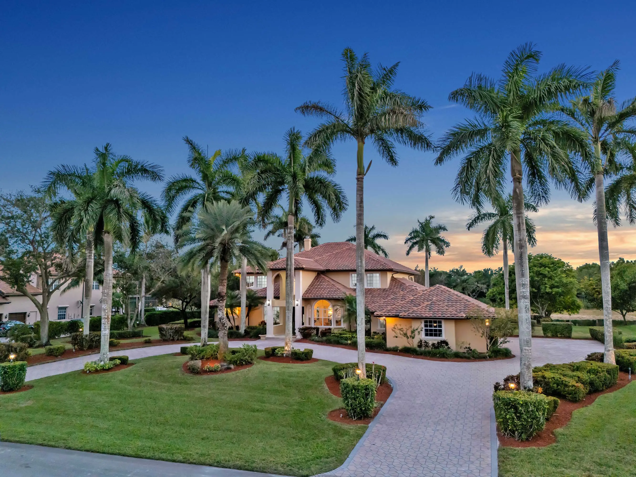 01 3855 Windmill Lake Road - Luxury Real Estate - Concierge Auctions