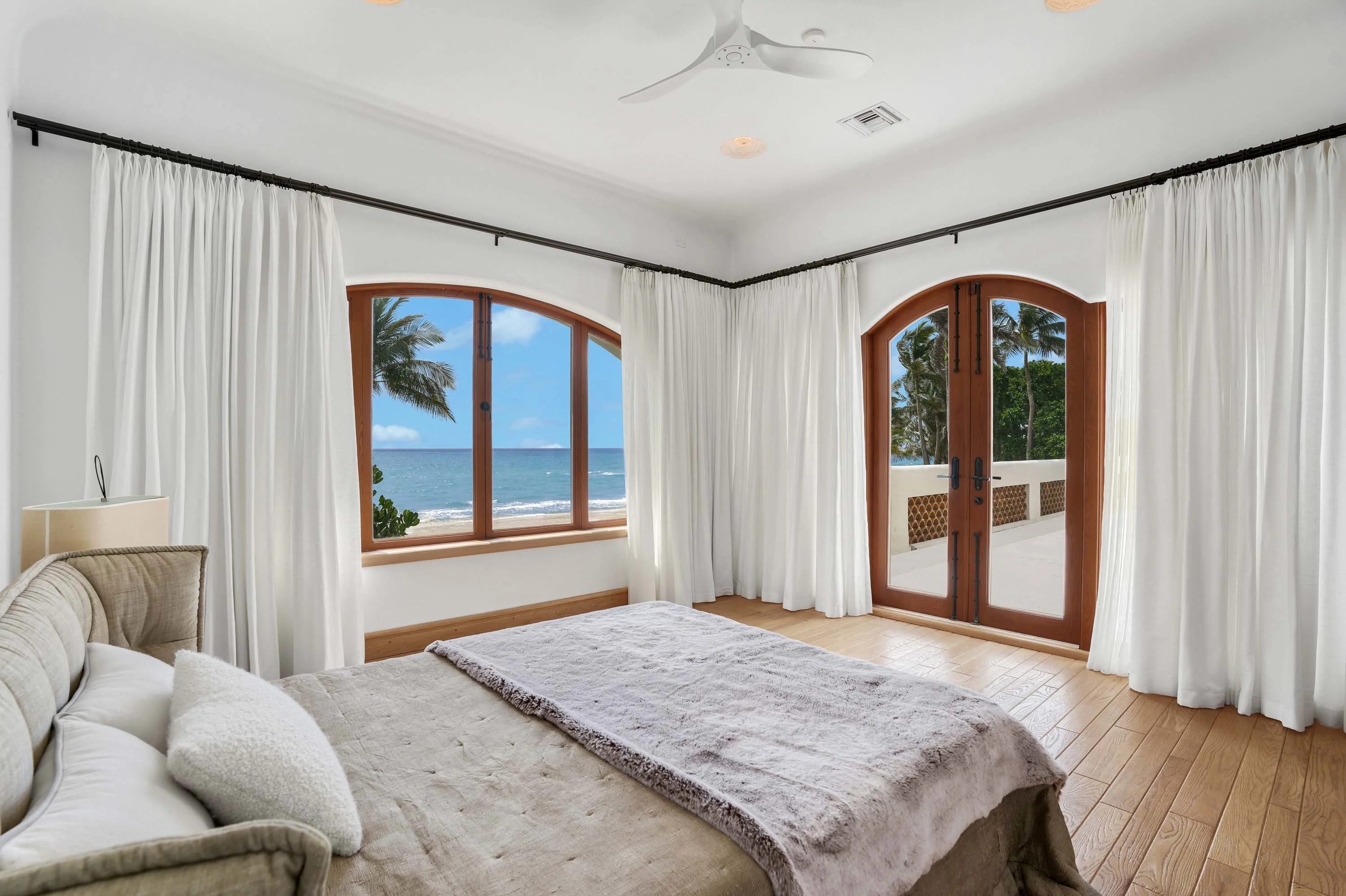 387 Ocean Boulevard, Golden Beach, Miami, Florida 33160 - 42_387_Ocean_Blvd_Golden_Beach_FL_vftrlw