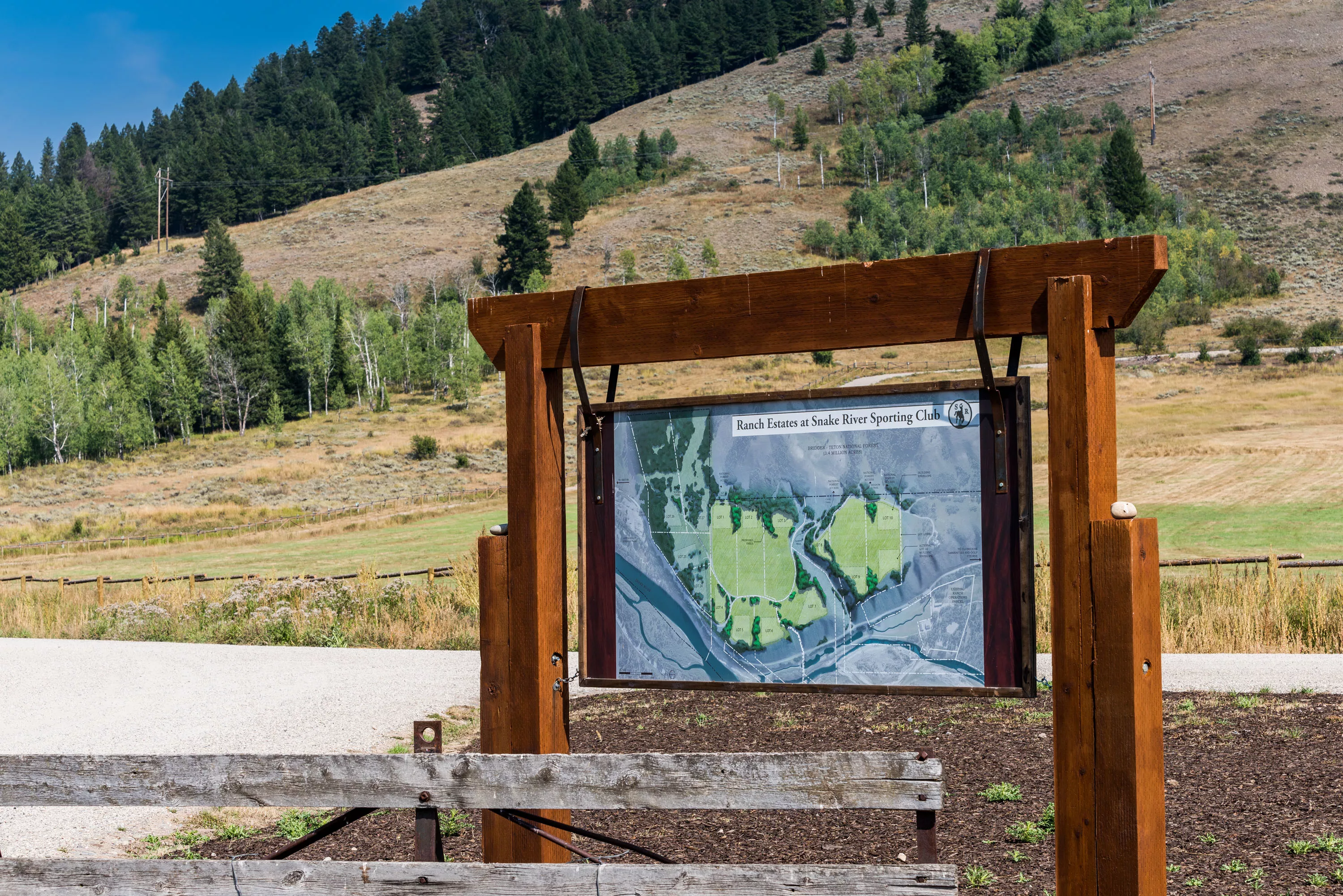 985 Elk Ridge Road, Jackson Hole, Wyoming  - 985_Elk_Ridge_Road_00_nmcydh