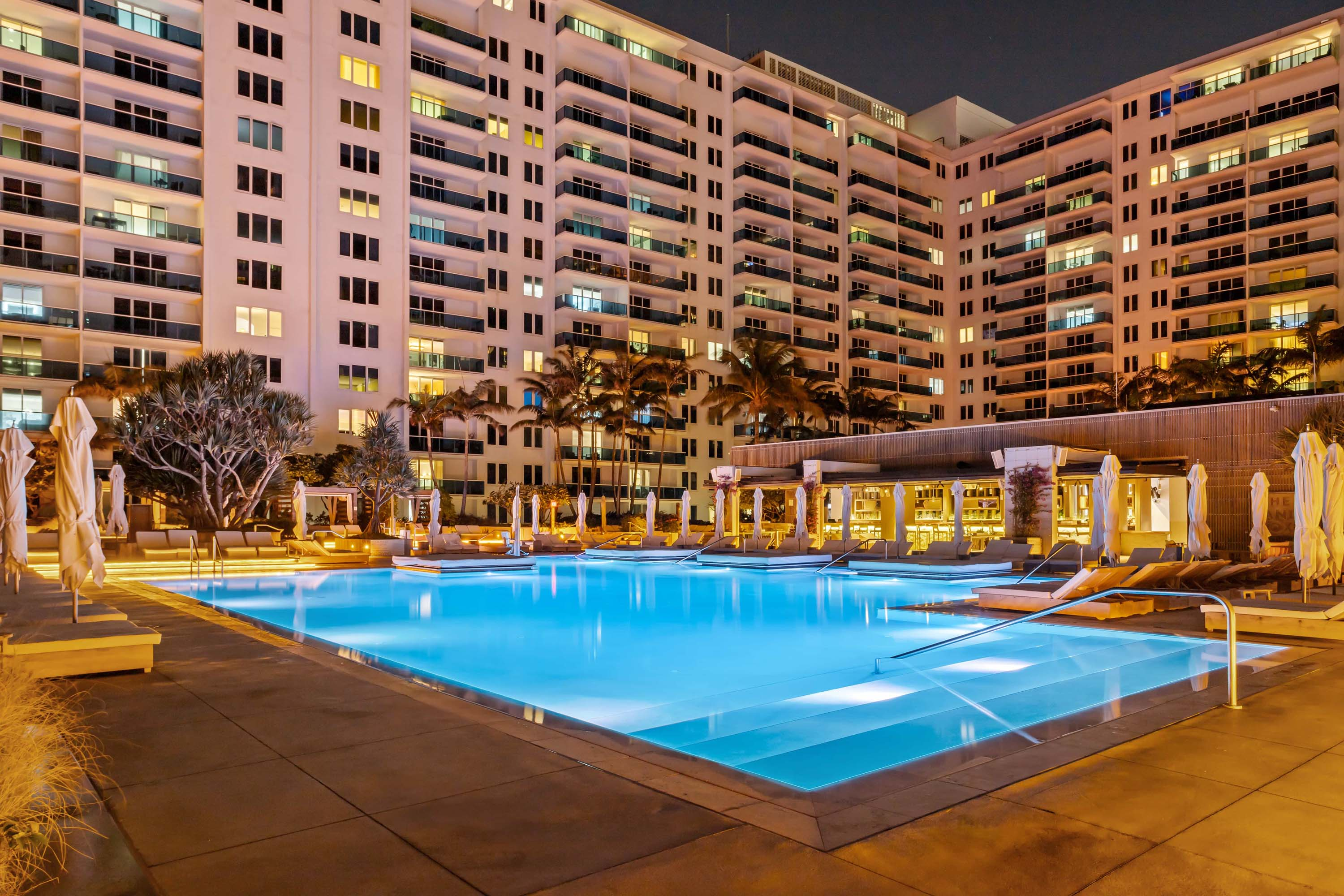 29 2301 Collins Ave Apt 1634 - Luxury Real Estate - Concierge Auctions