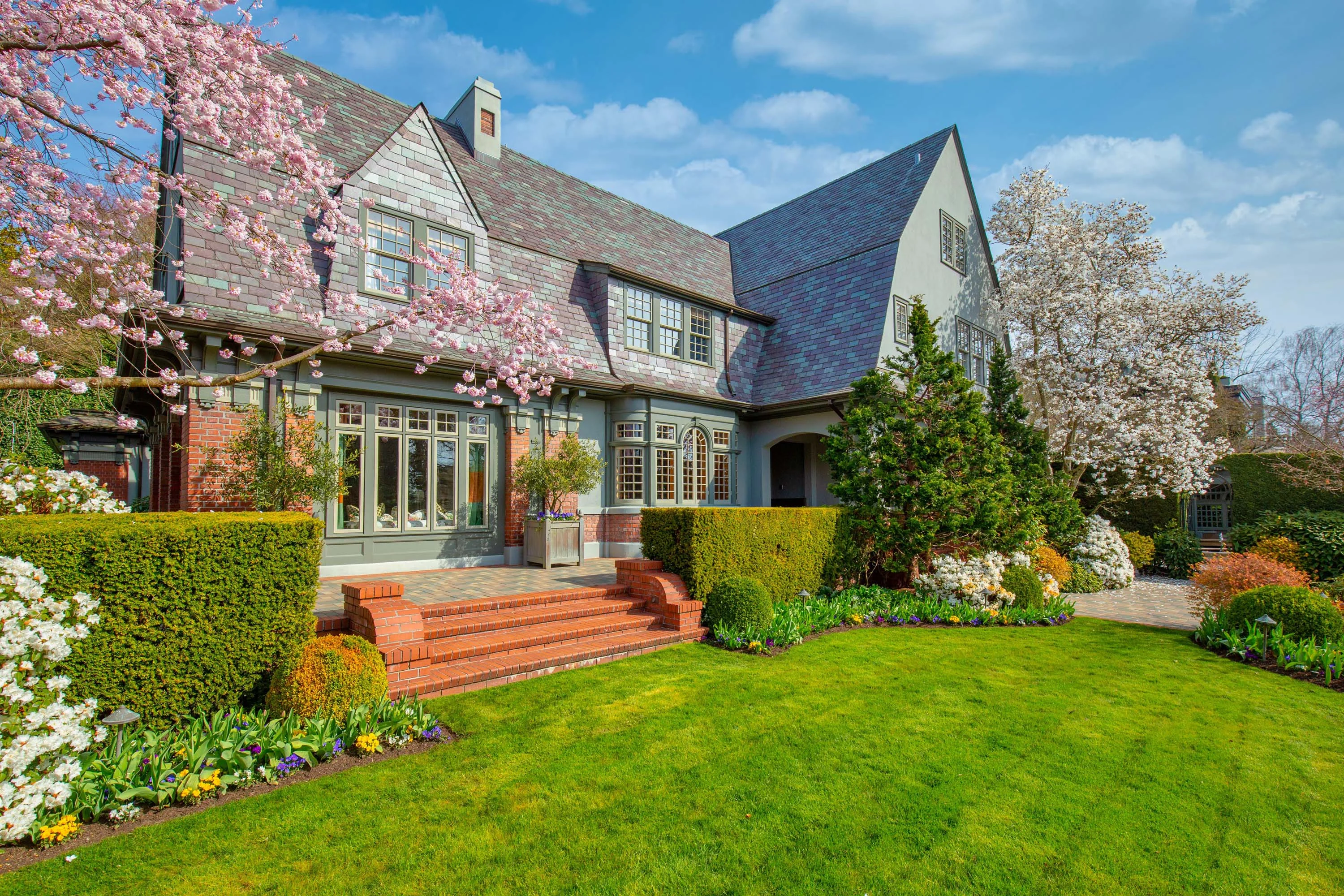 618 West Highland Drive, Seattle, Washington 98119 - 618-west-highland-drive-seattle-washington40_tlympx