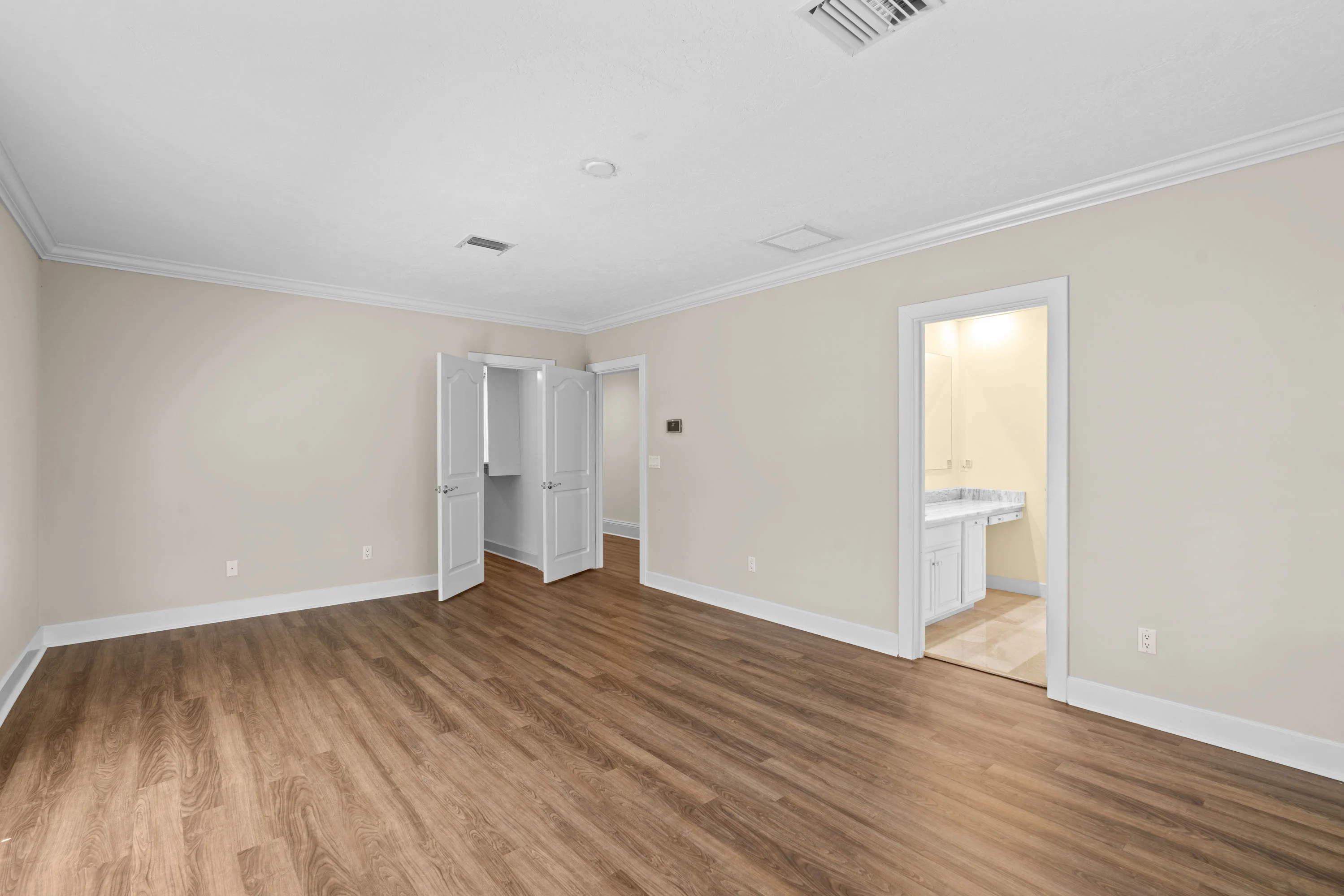 2007 Bayview Drive, Tierra Verde, Florida 33715 - 2007_Bayview_Drive_29_sturvq