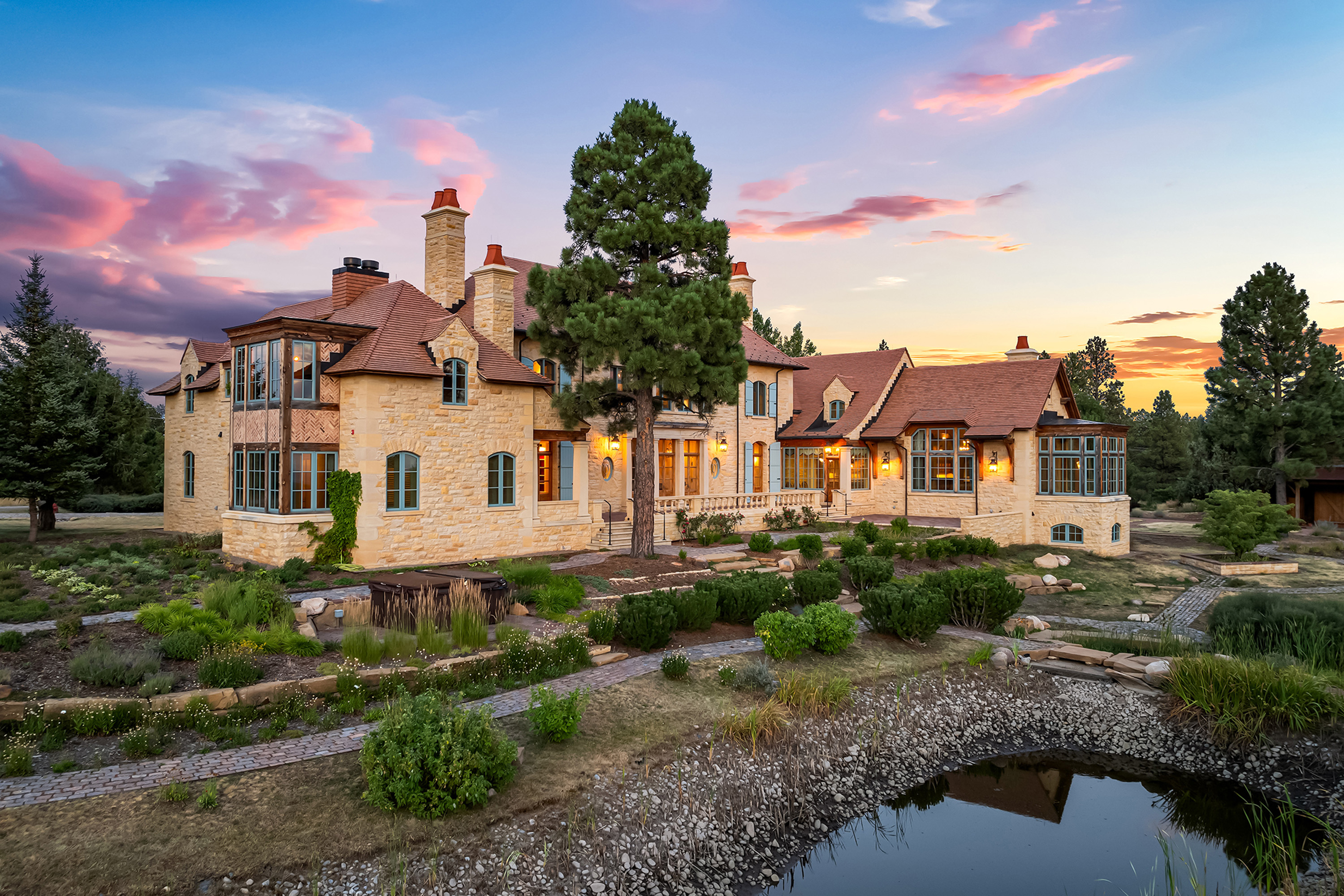 11846 W Highway 160 35
