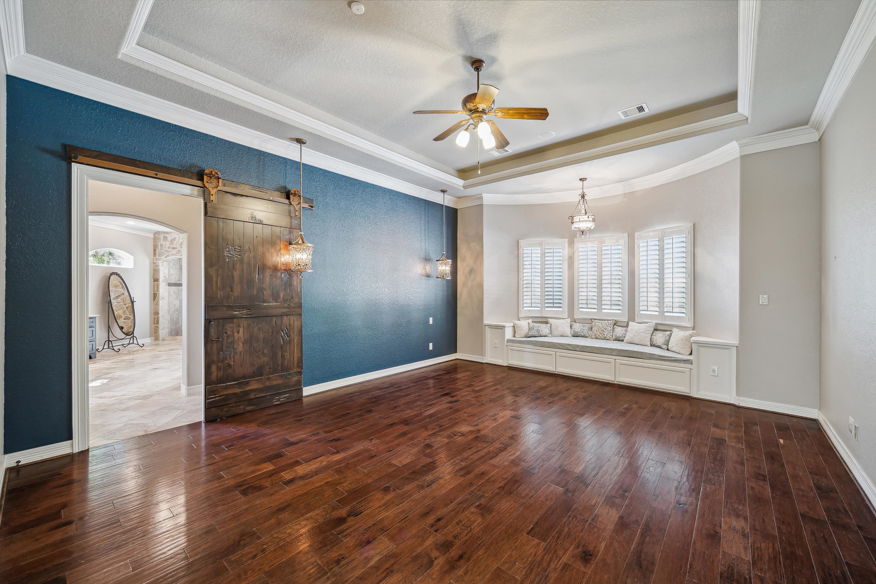 23 27919 Hansons Ct - Luxury Real Estate - Concierge Auctions