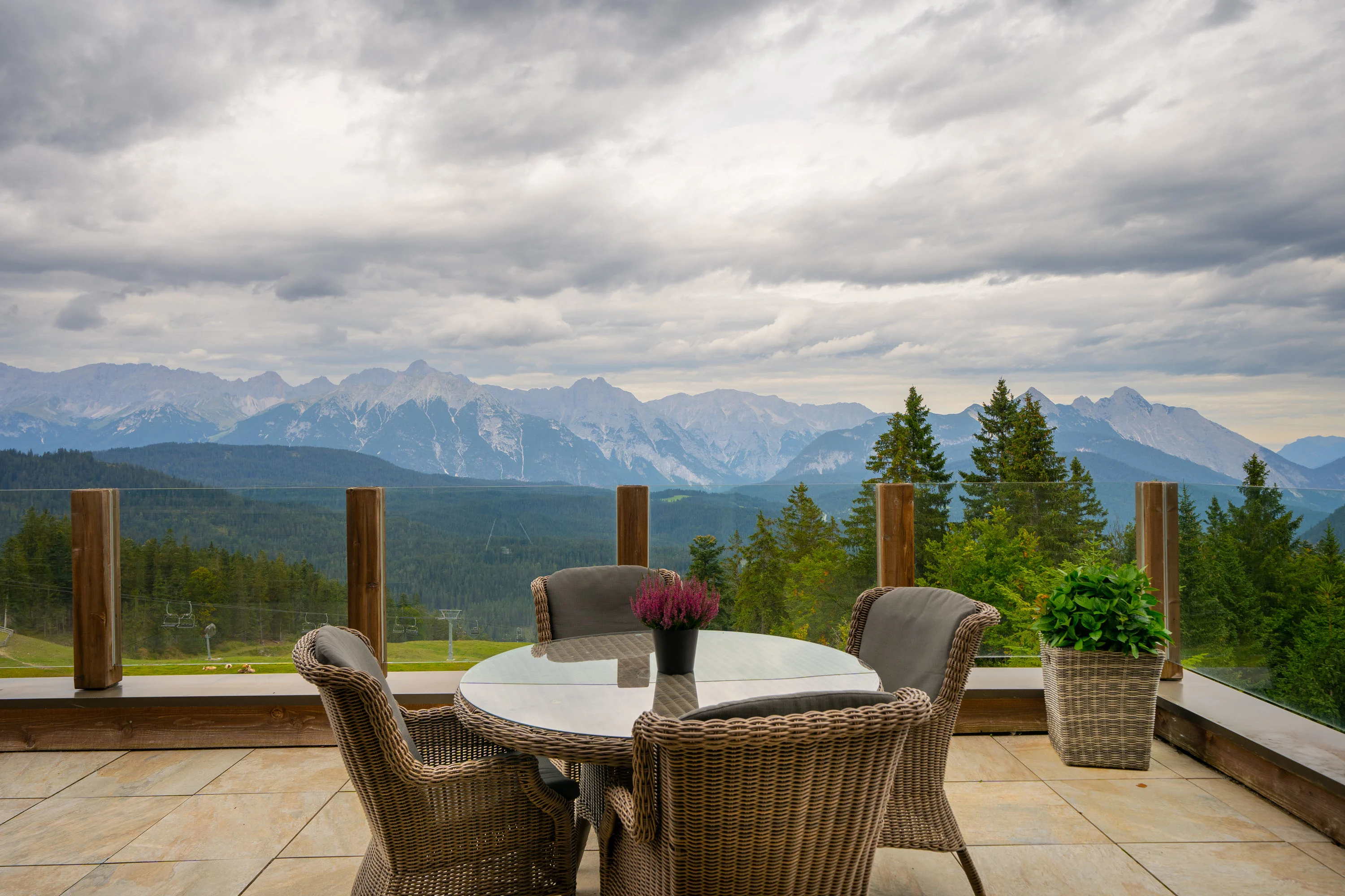 Luxury Mountain Chalet, Seefeld, Austrian Alps, Tirol , Austria - luxury-mountain-chalet-tirol-seefeld-austria41_xazwms