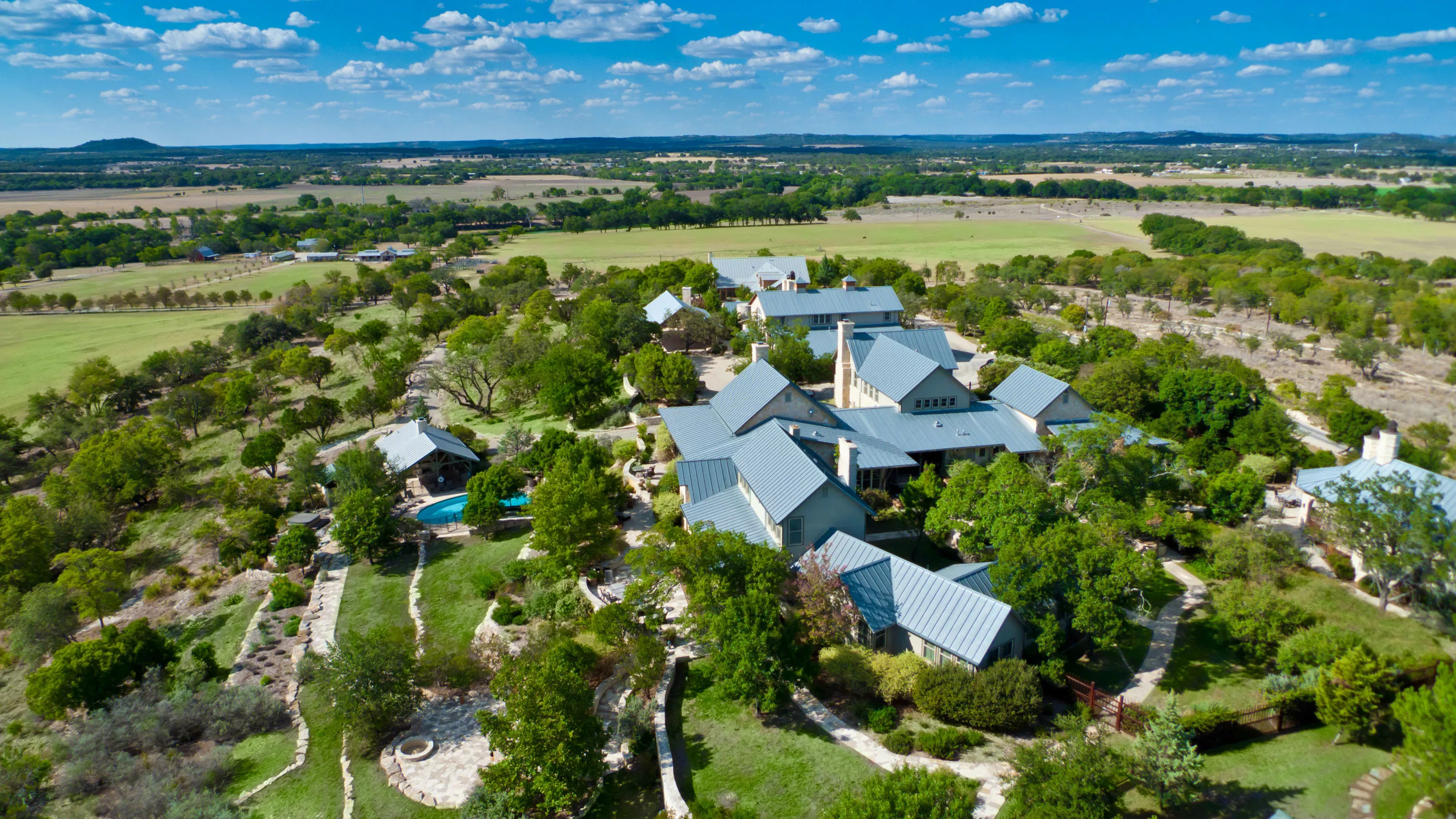 390 Hermann Sons Road, Comfort, Texas 78013 - texas-hill-country-river-ranch02_vwlzlx