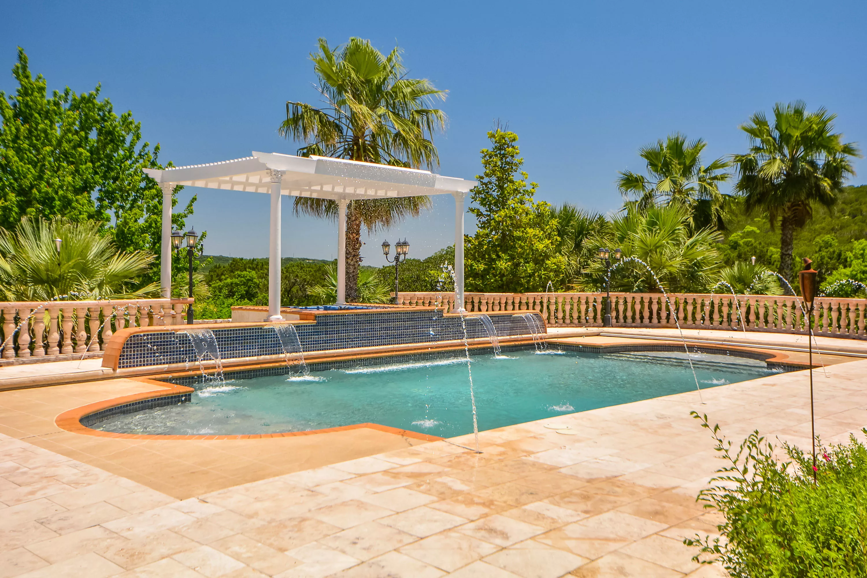 7500 Escala Dr., Austin, Texas 78735 - 7500-escala-dr-austin-tx-07-08-01-39-3939_ufyvwd